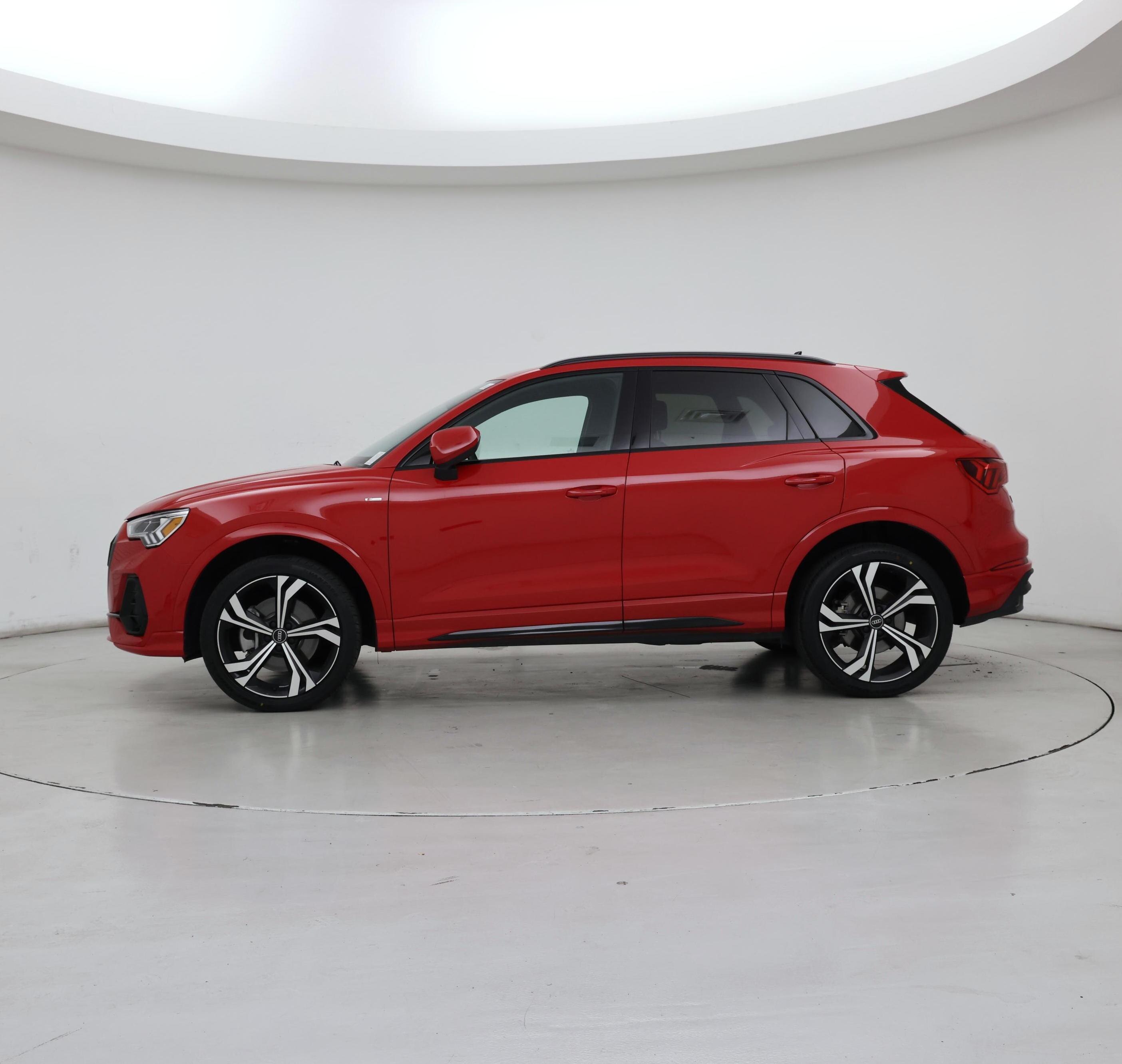 Thumbnail: 2023 Audi Q3 - 3