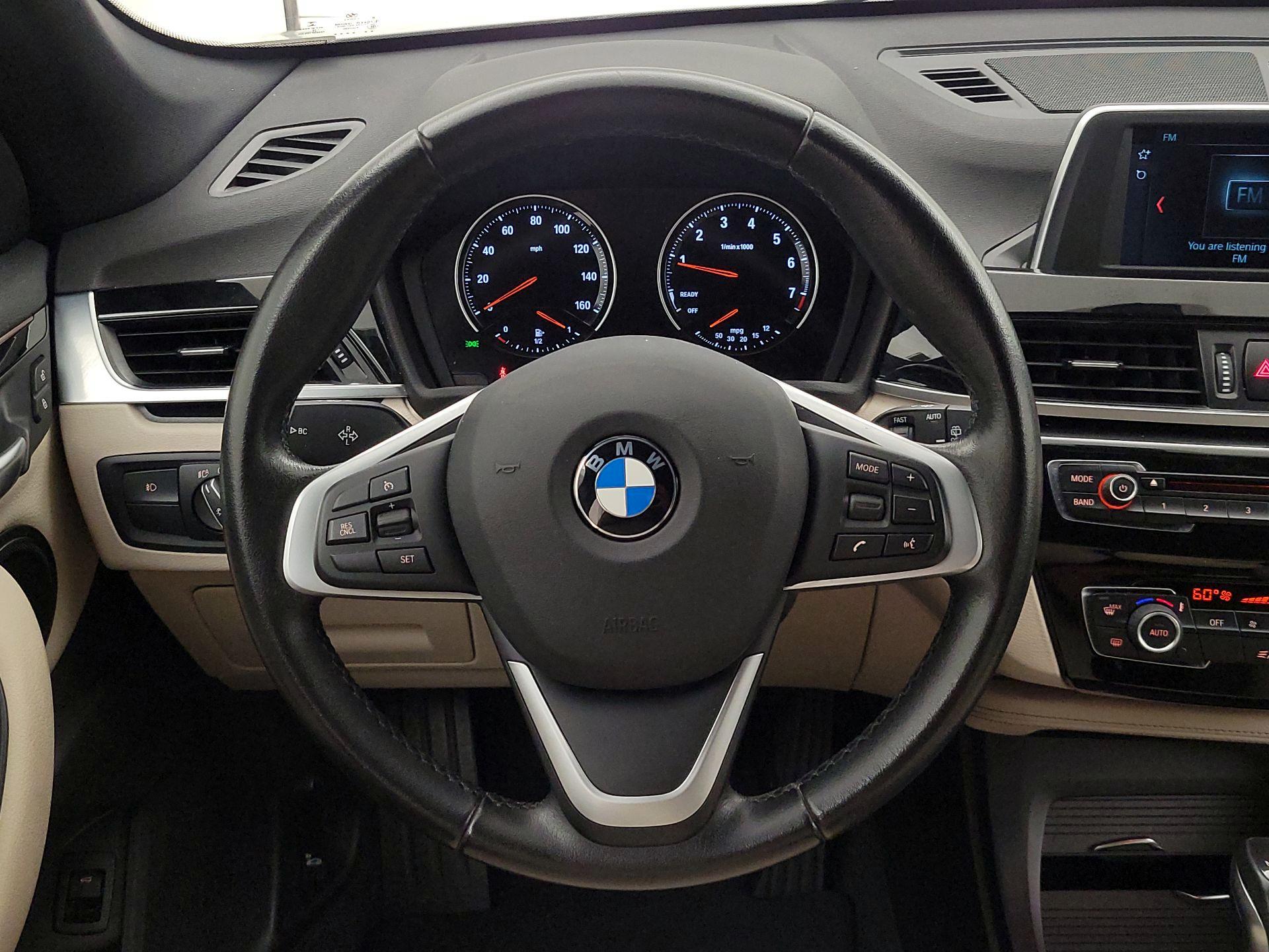 Thumbnail: 2018 BMW X1 - 10