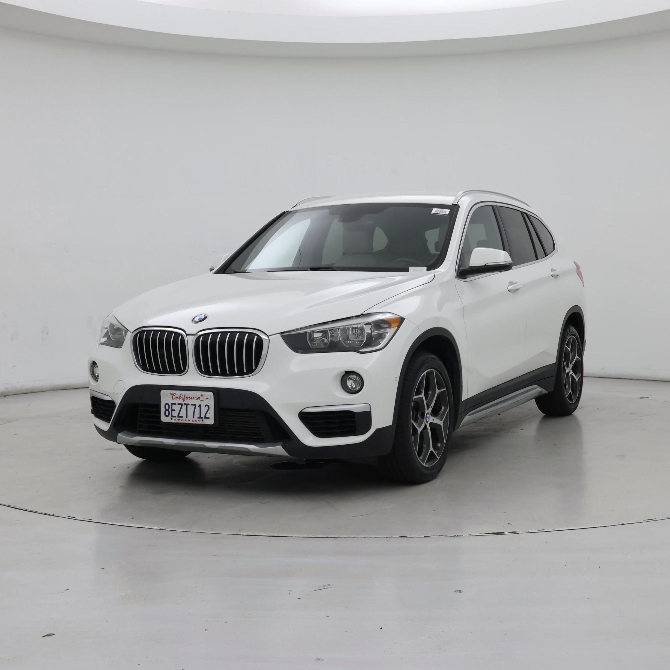 Thumbnail: 2018 BMW X1 - 4