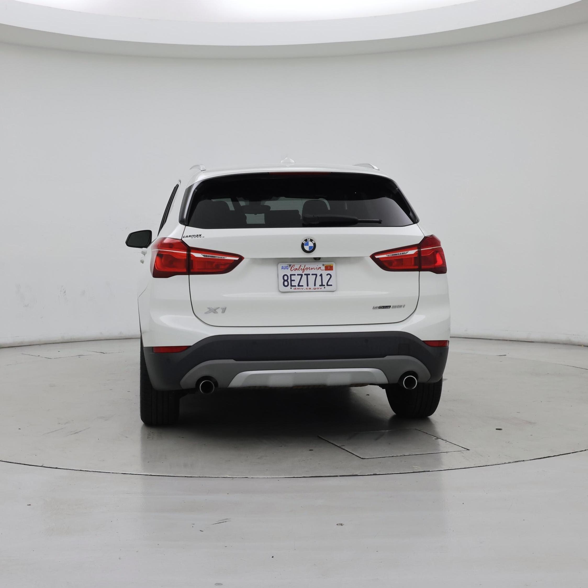Thumbnail: 2018 BMW X1 - 6