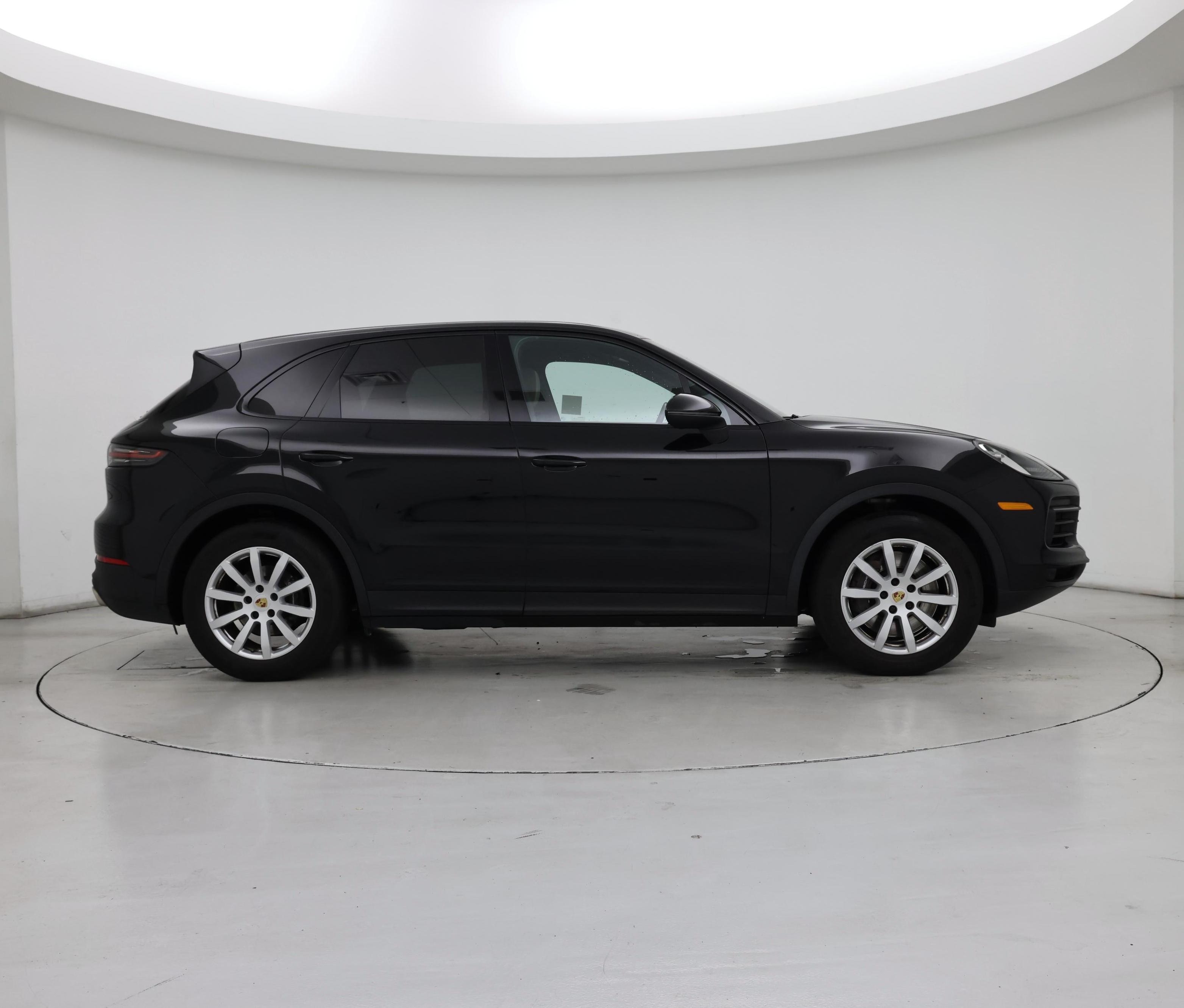 Thumbnail: 2021 Porsche Cayenne - 7