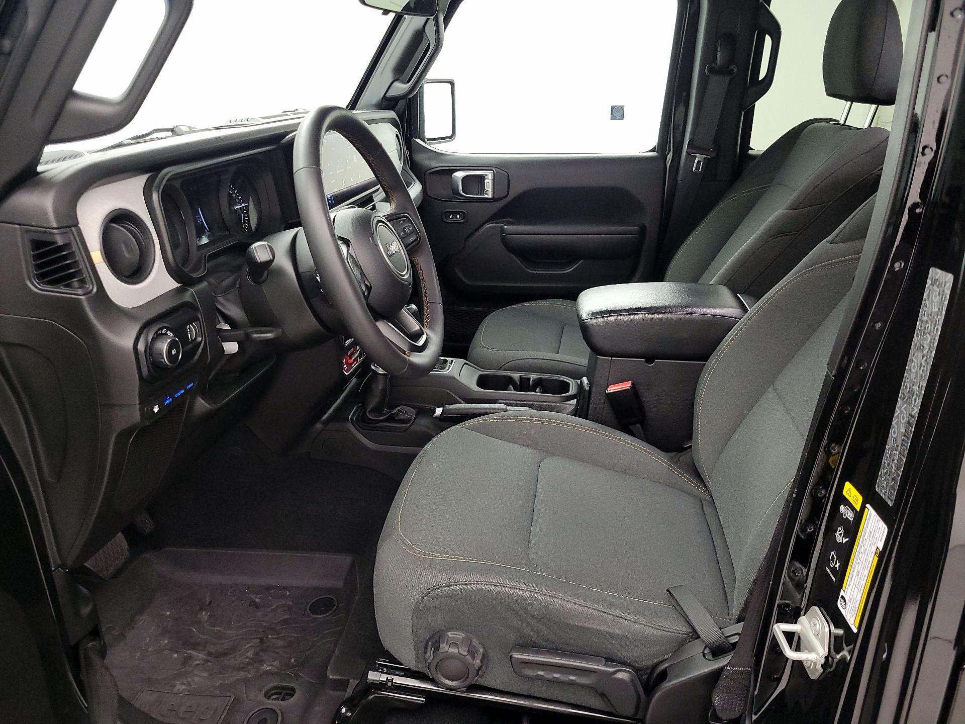 Thumbnail: 2024 Jeep Wrangler - 11