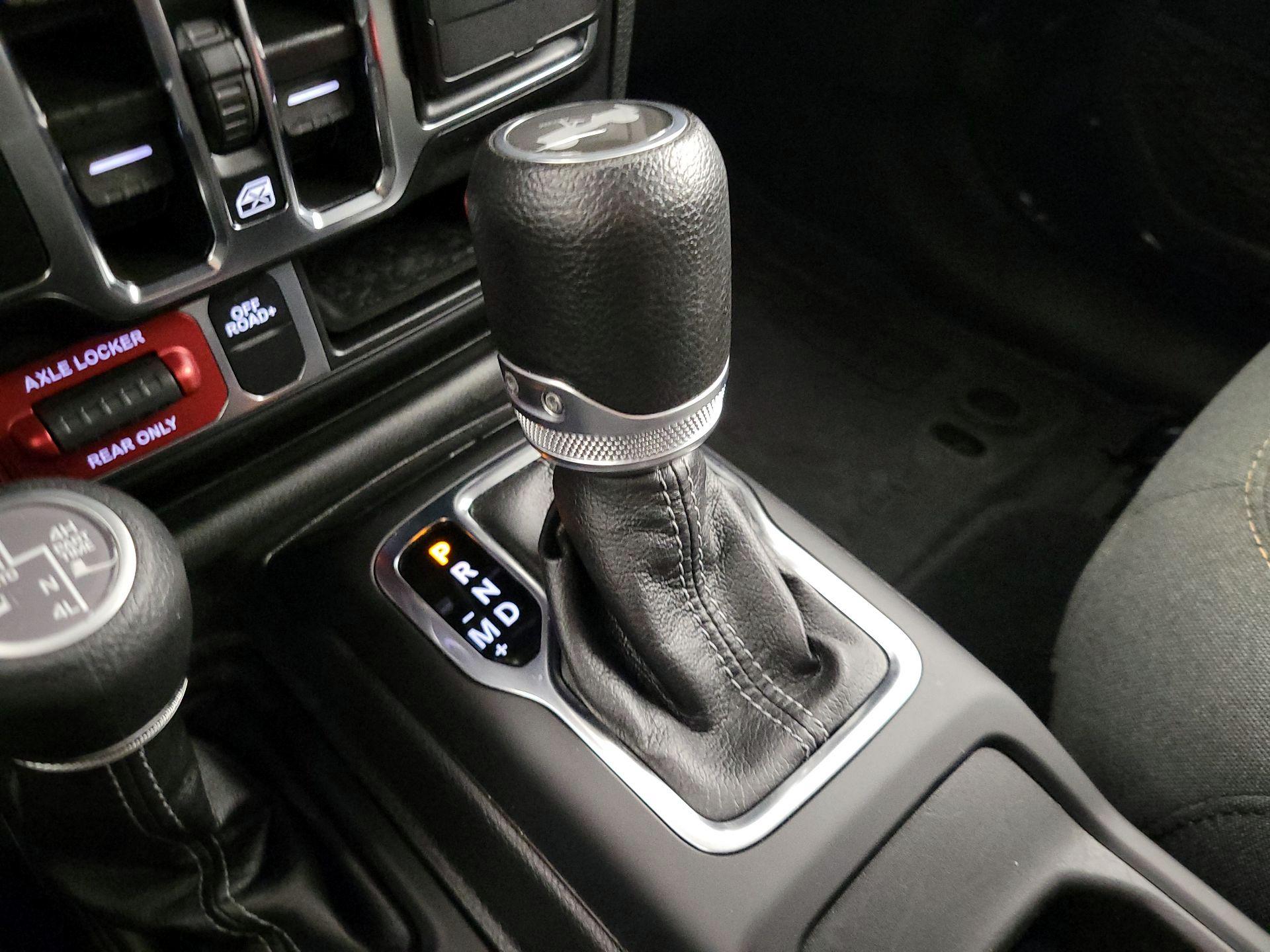 Thumbnail: 2024 Jeep Wrangler - 17