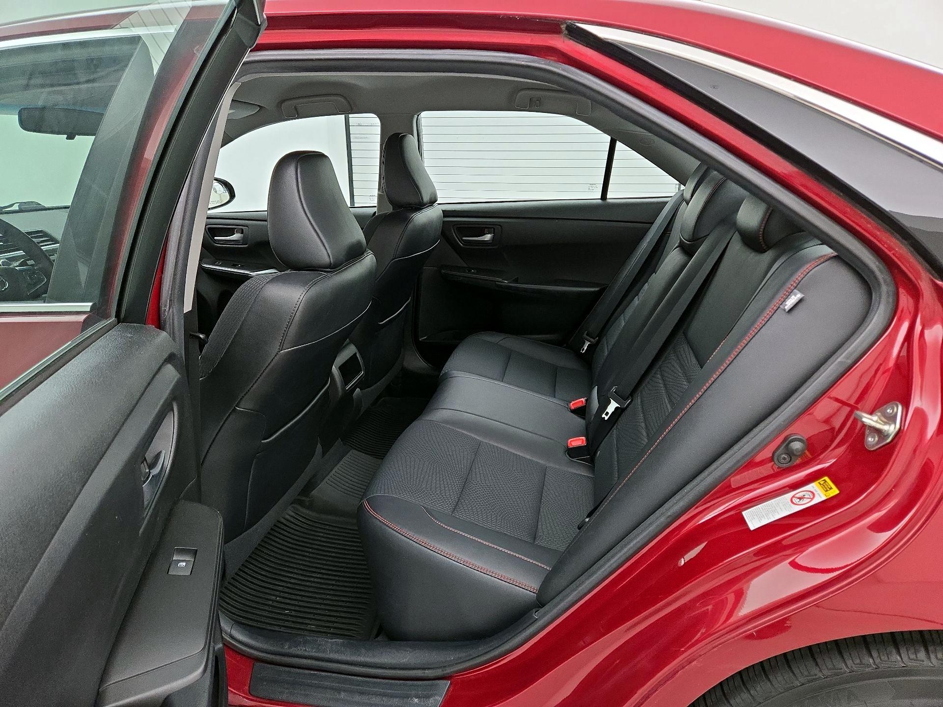 Thumbnail: 2017 Toyota Camry - 19
