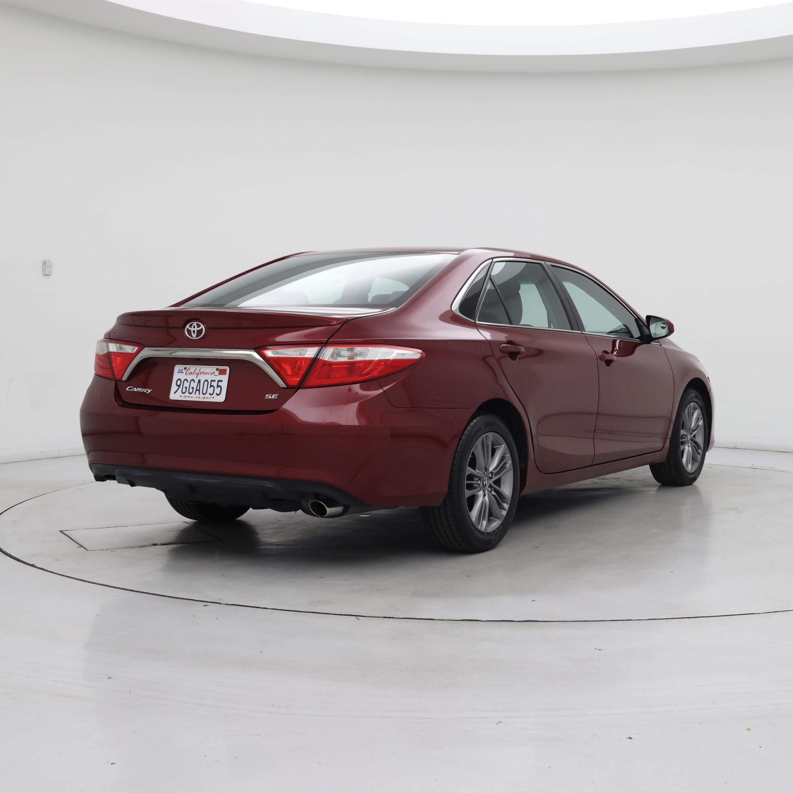 Thumbnail: 2017 Toyota Camry - 8