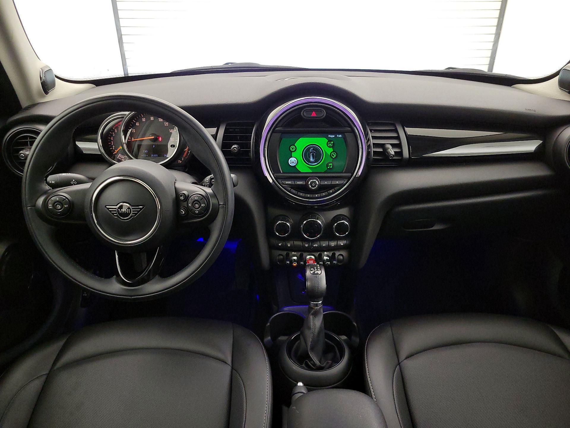 Thumbnail: 2019 MINI Cooper Hardtop - 9