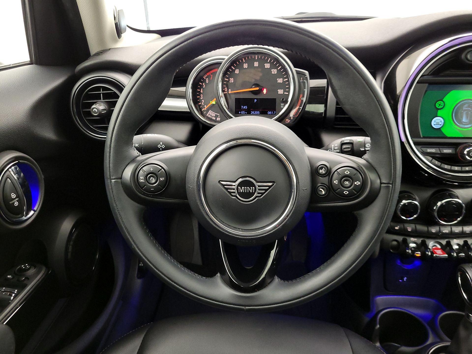 Thumbnail: 2019 MINI Cooper Hardtop - 10