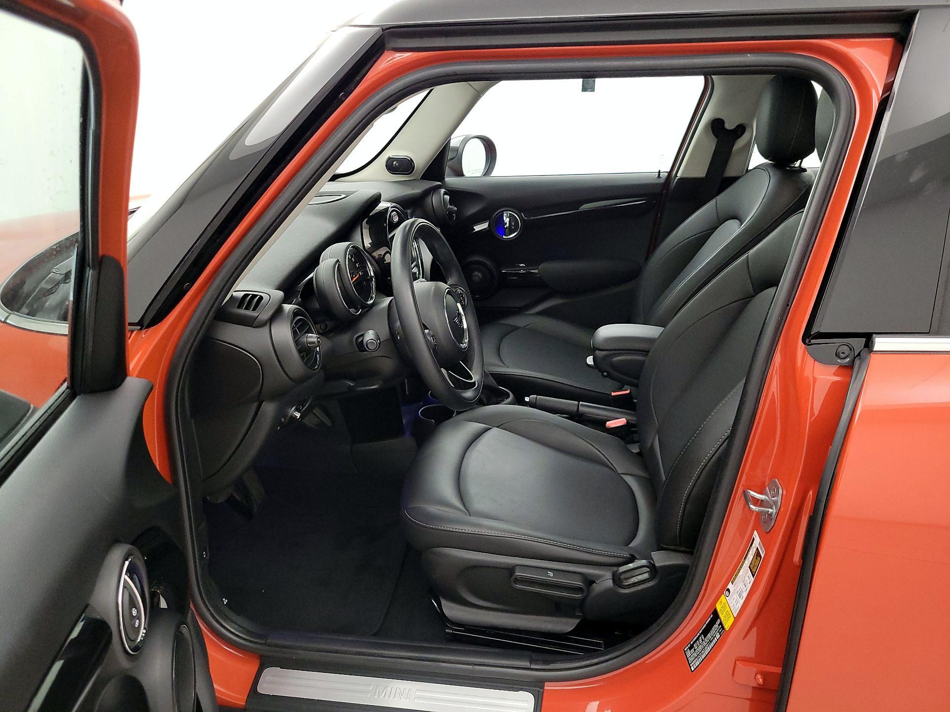 Thumbnail: 2019 MINI Cooper Hardtop - 11