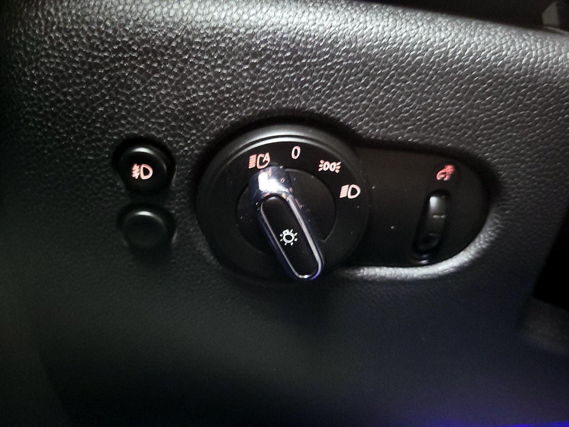 Thumbnail: 2019 MINI Cooper Hardtop - 13
