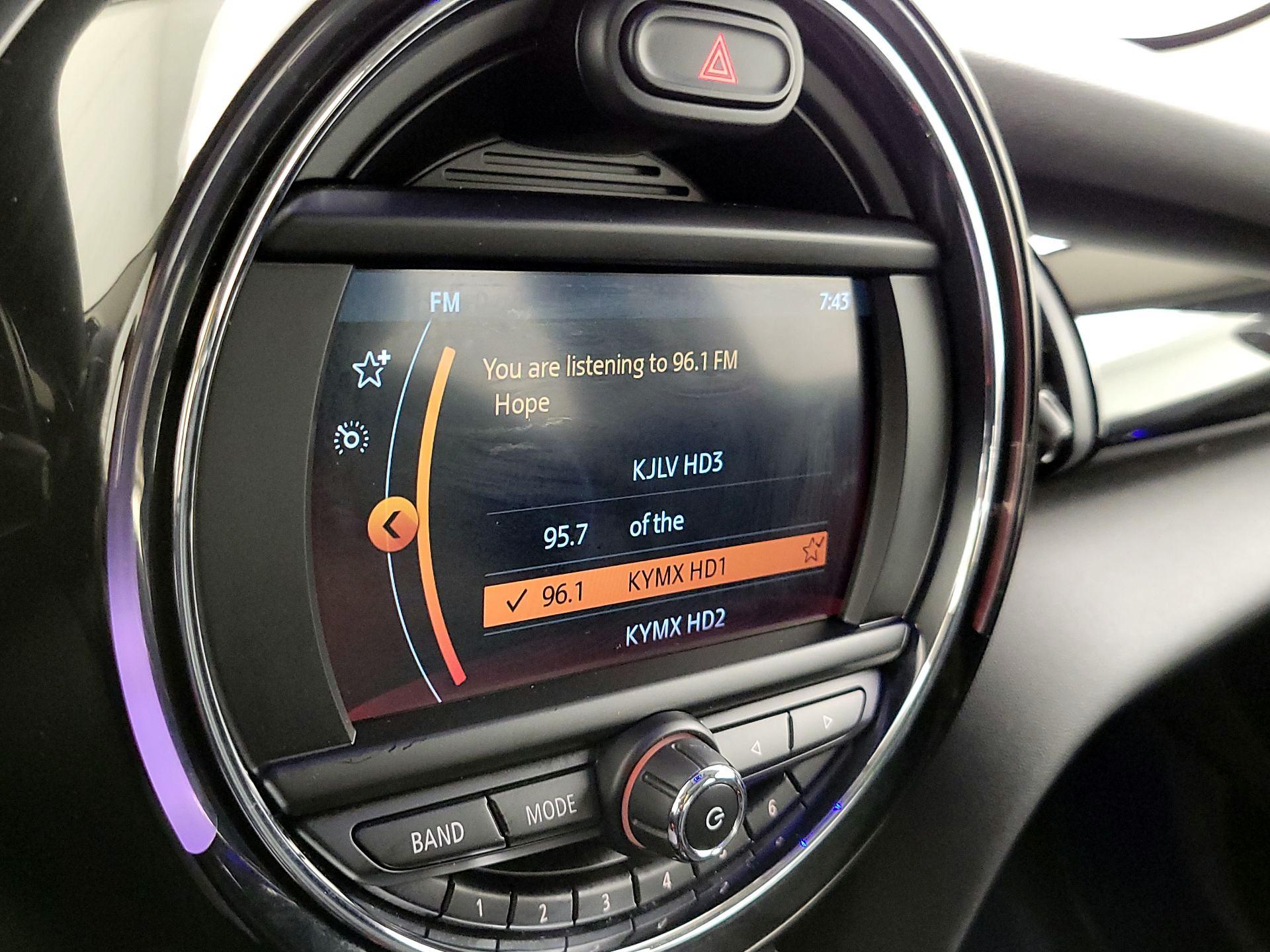 Thumbnail: 2019 MINI Cooper Hardtop - 15