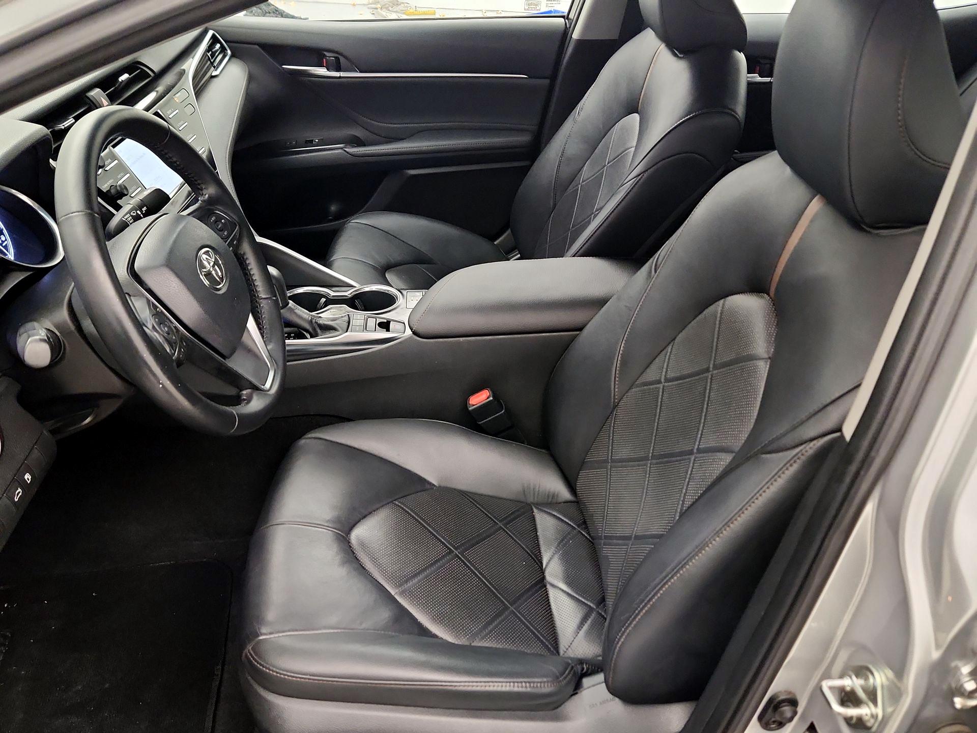 Thumbnail: 2018 Toyota Camry - 11