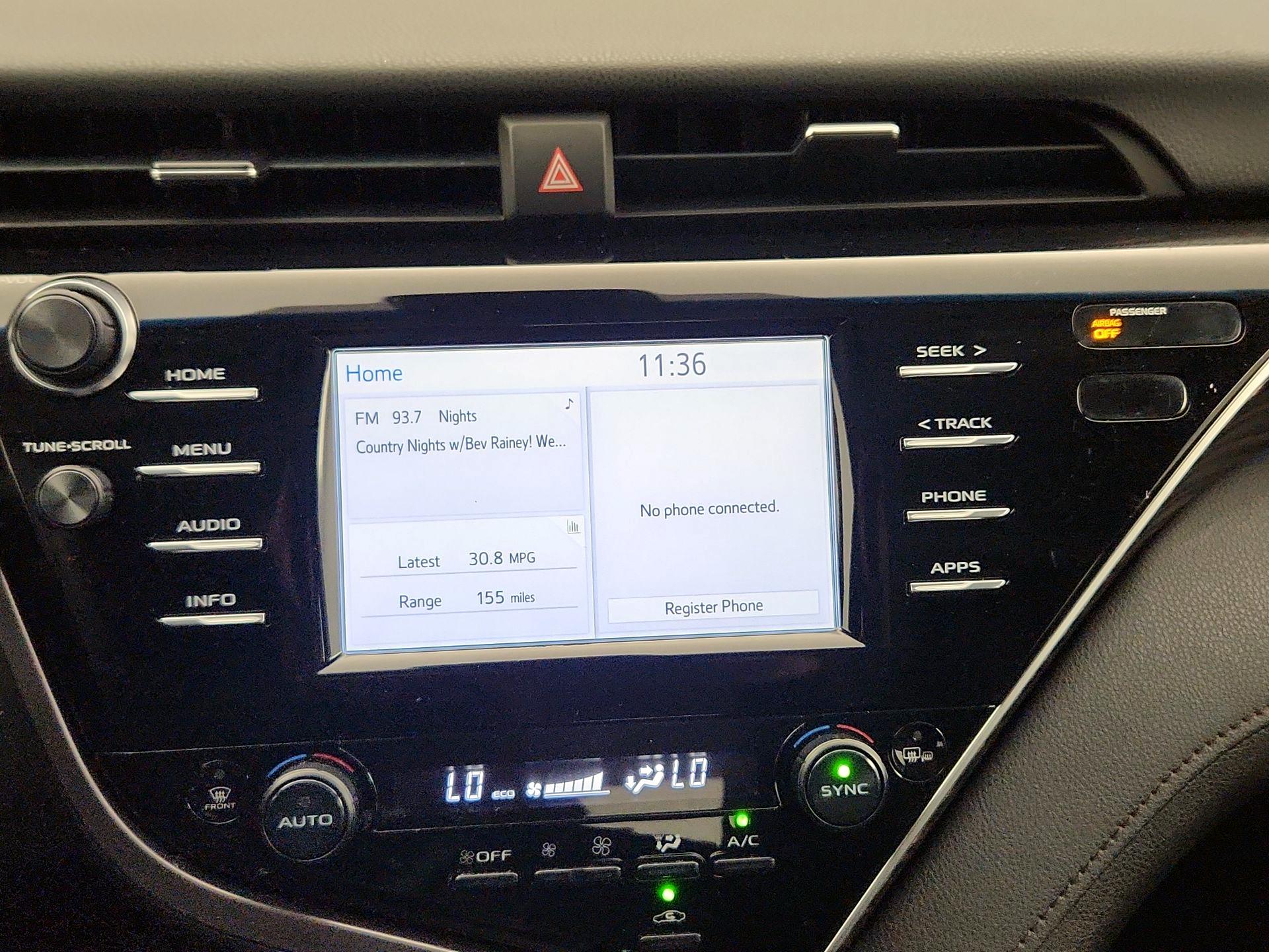 Thumbnail: 2018 Toyota Camry - 15