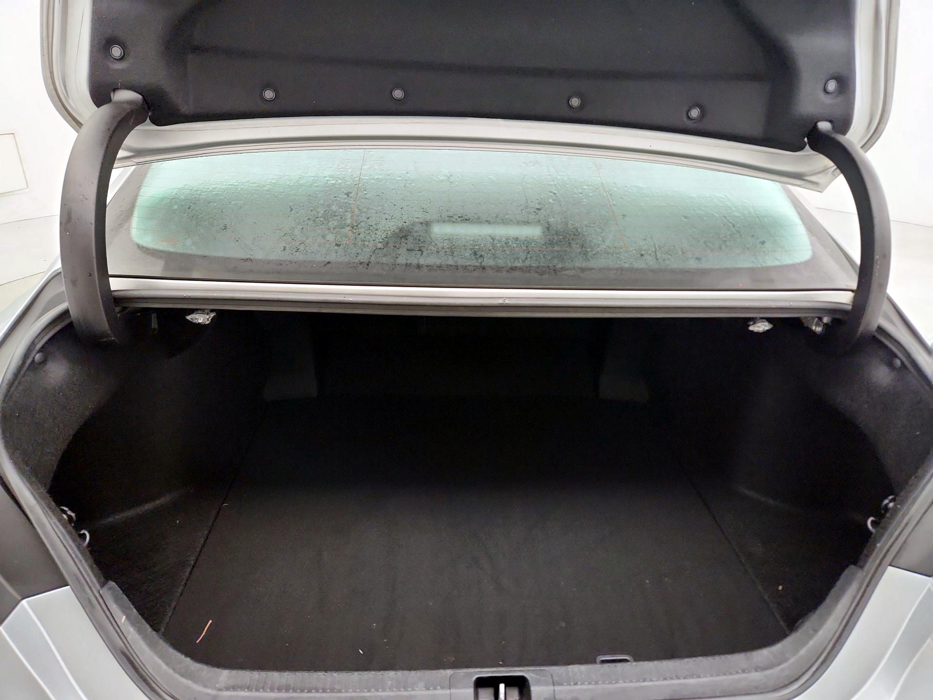 Thumbnail: 2018 Toyota Camry - 20