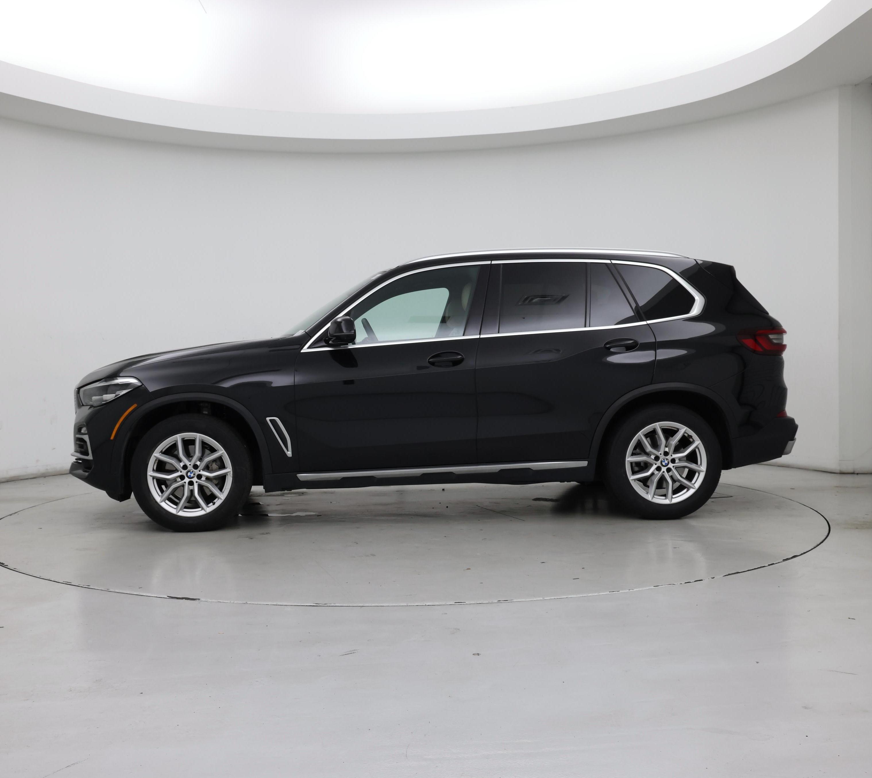 Thumbnail: 2021 BMW X5 - 3