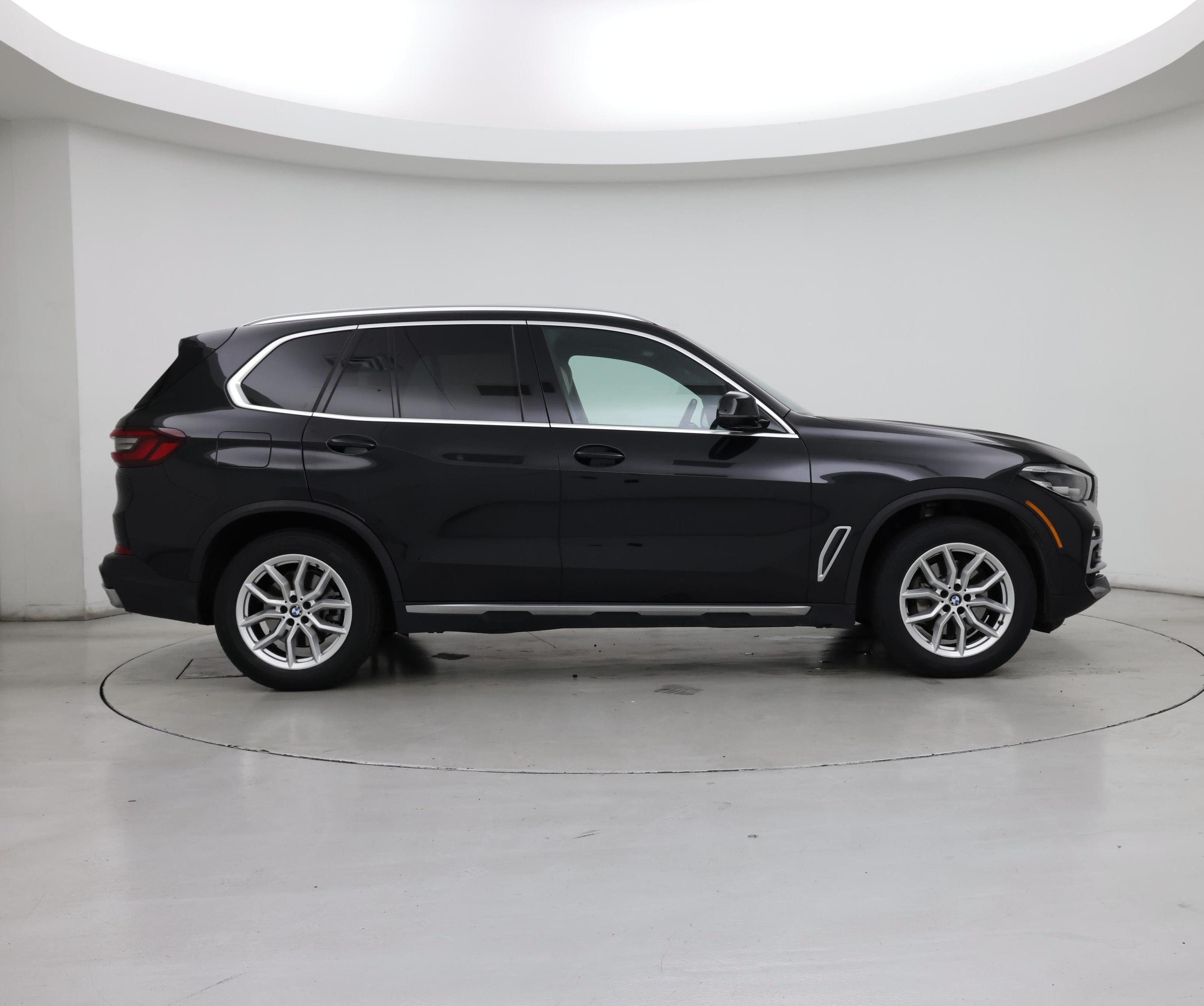 Thumbnail: 2021 BMW X5 - 7