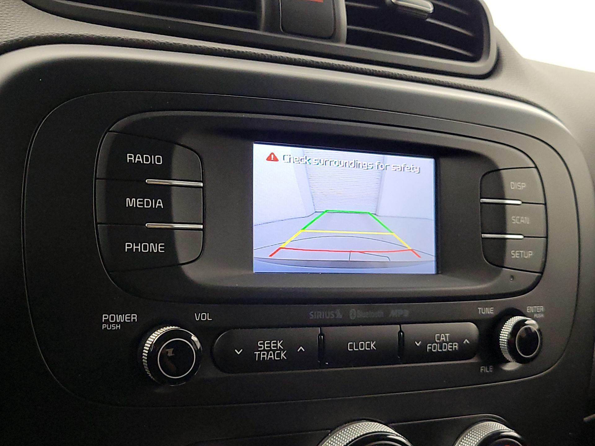 Thumbnail: 2016 Kia Soul - 14
