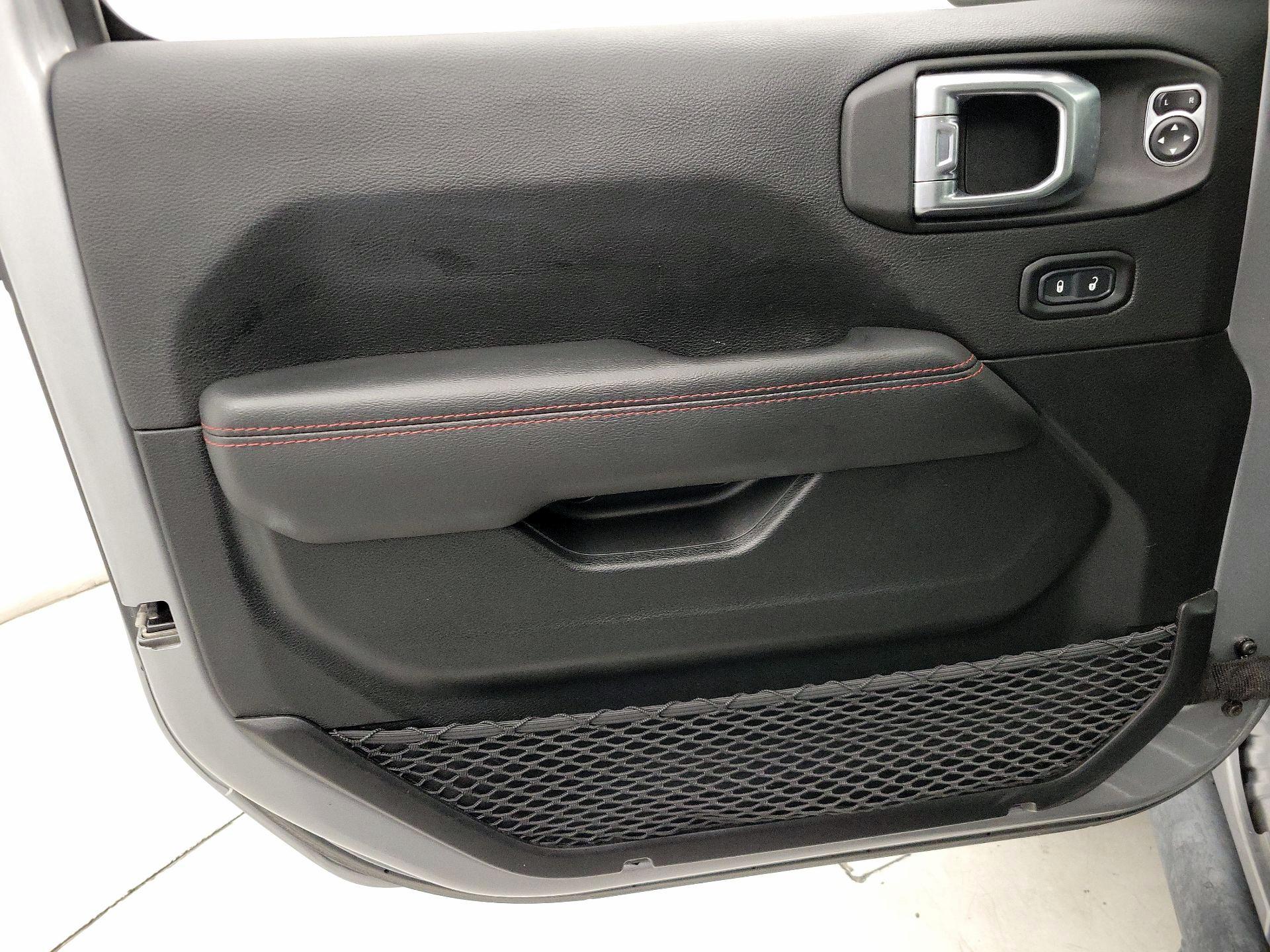 Thumbnail: 2021 Jeep Gladiator - 12