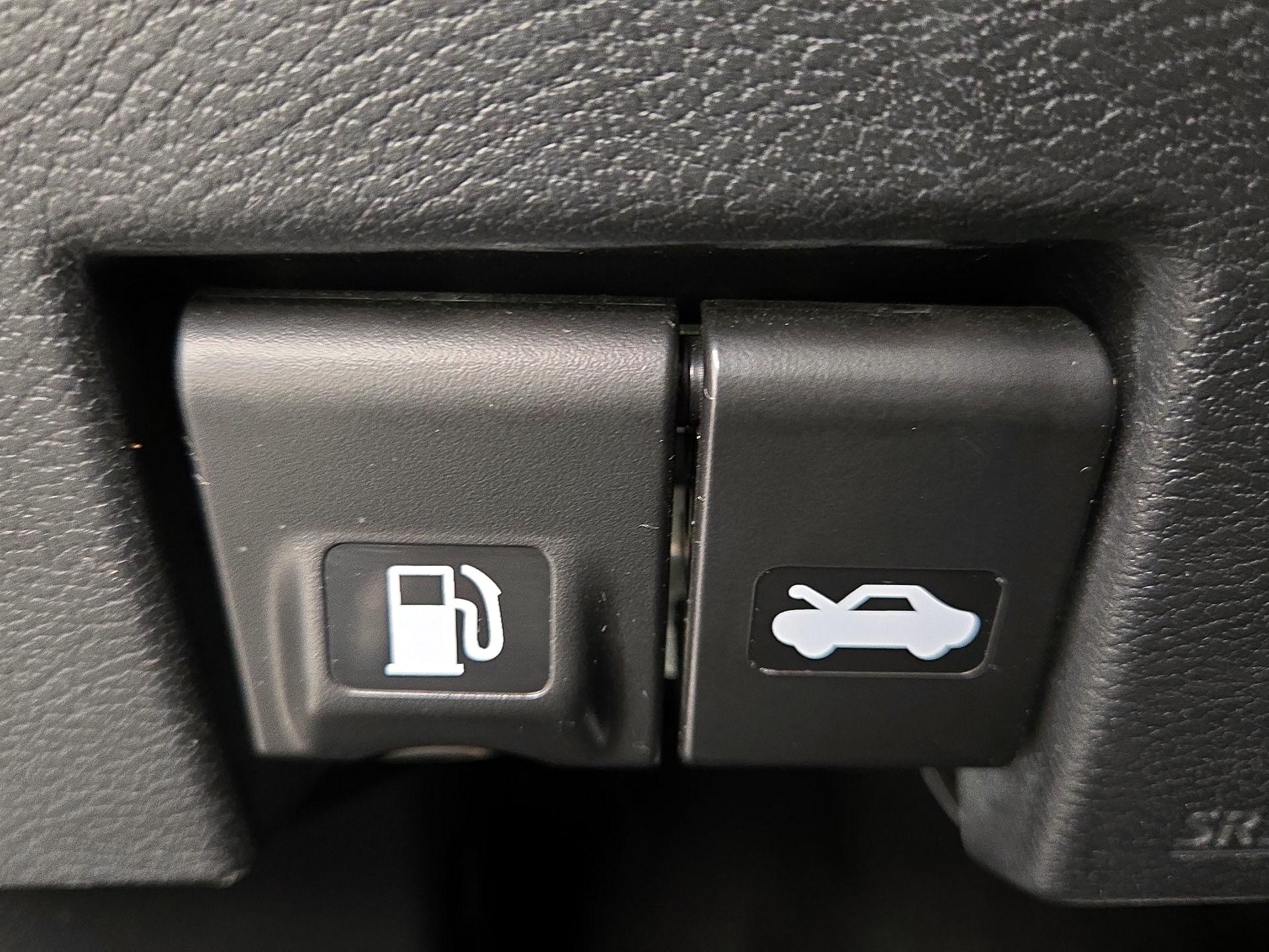 Thumbnail: 2022 Nissan Versa - 13