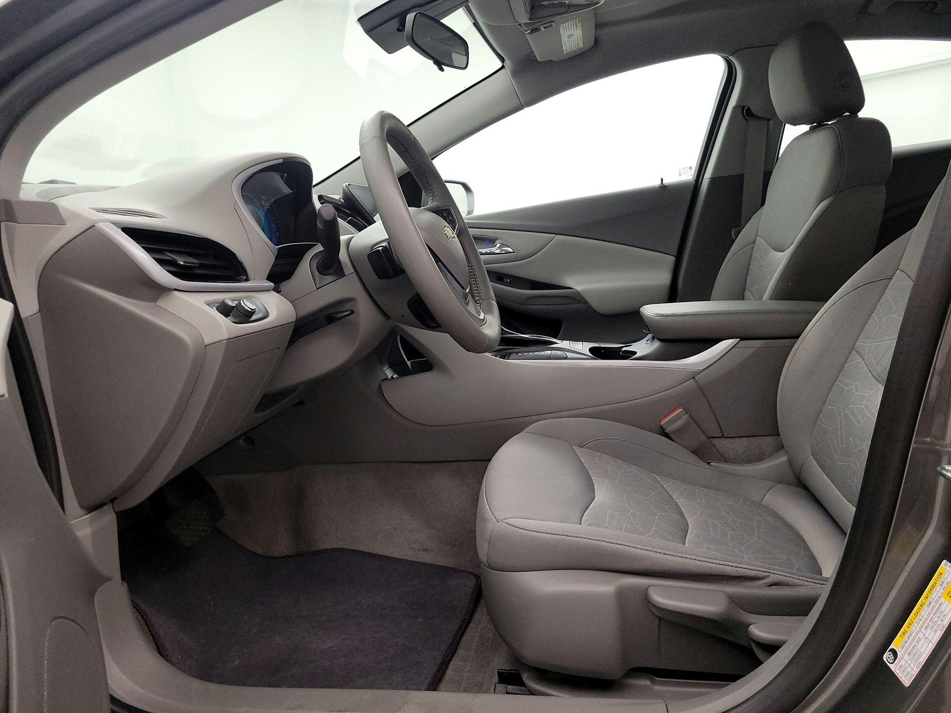 Thumbnail: 2016 Chevrolet Volt - 11