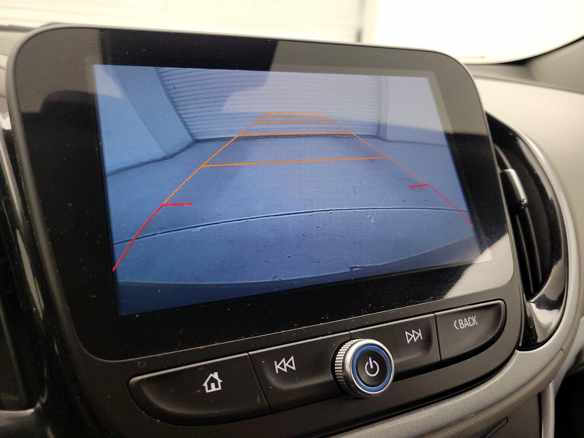 Thumbnail: 2016 Chevrolet Volt - 14