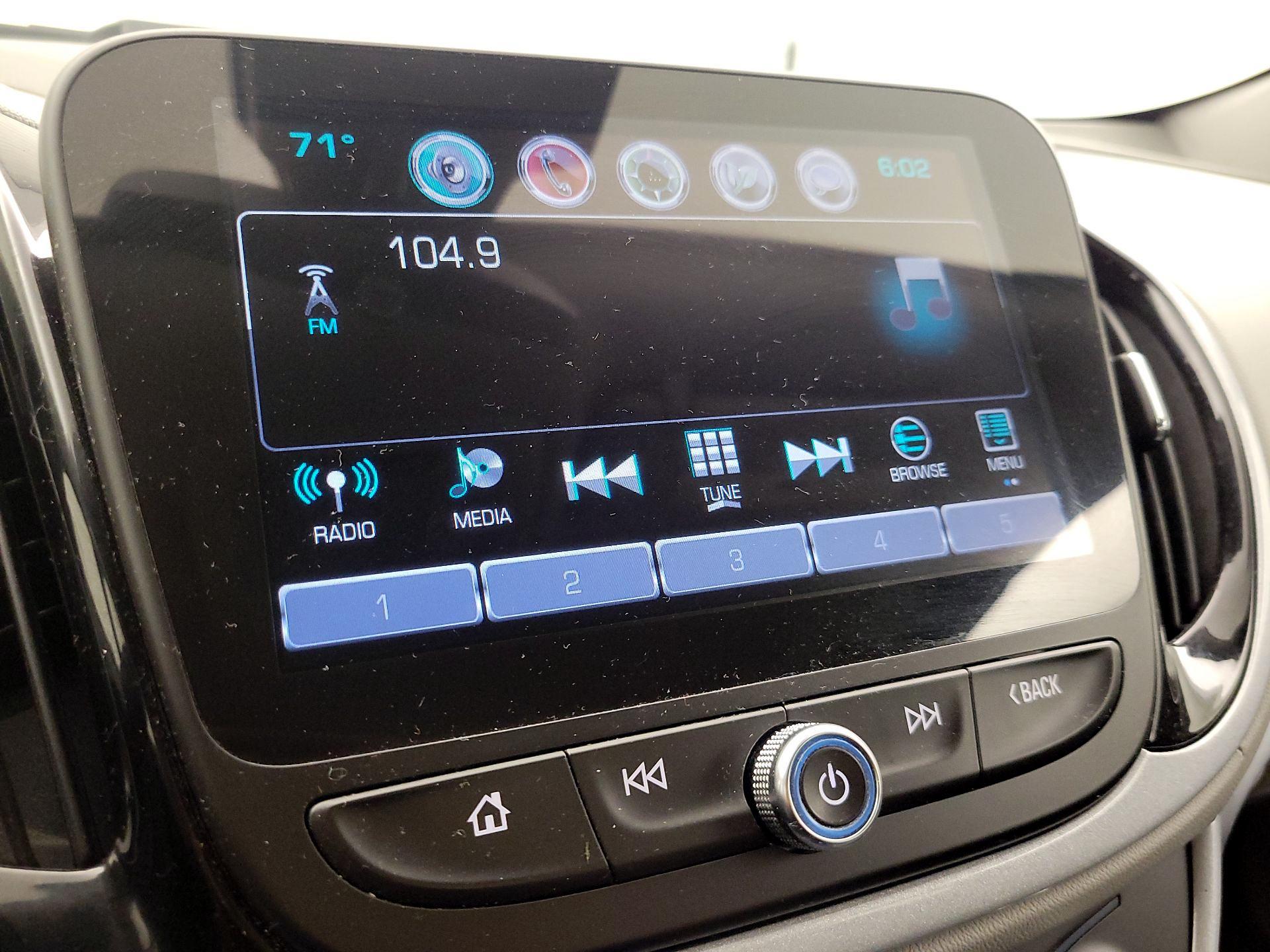 Thumbnail: 2016 Chevrolet Volt - 15