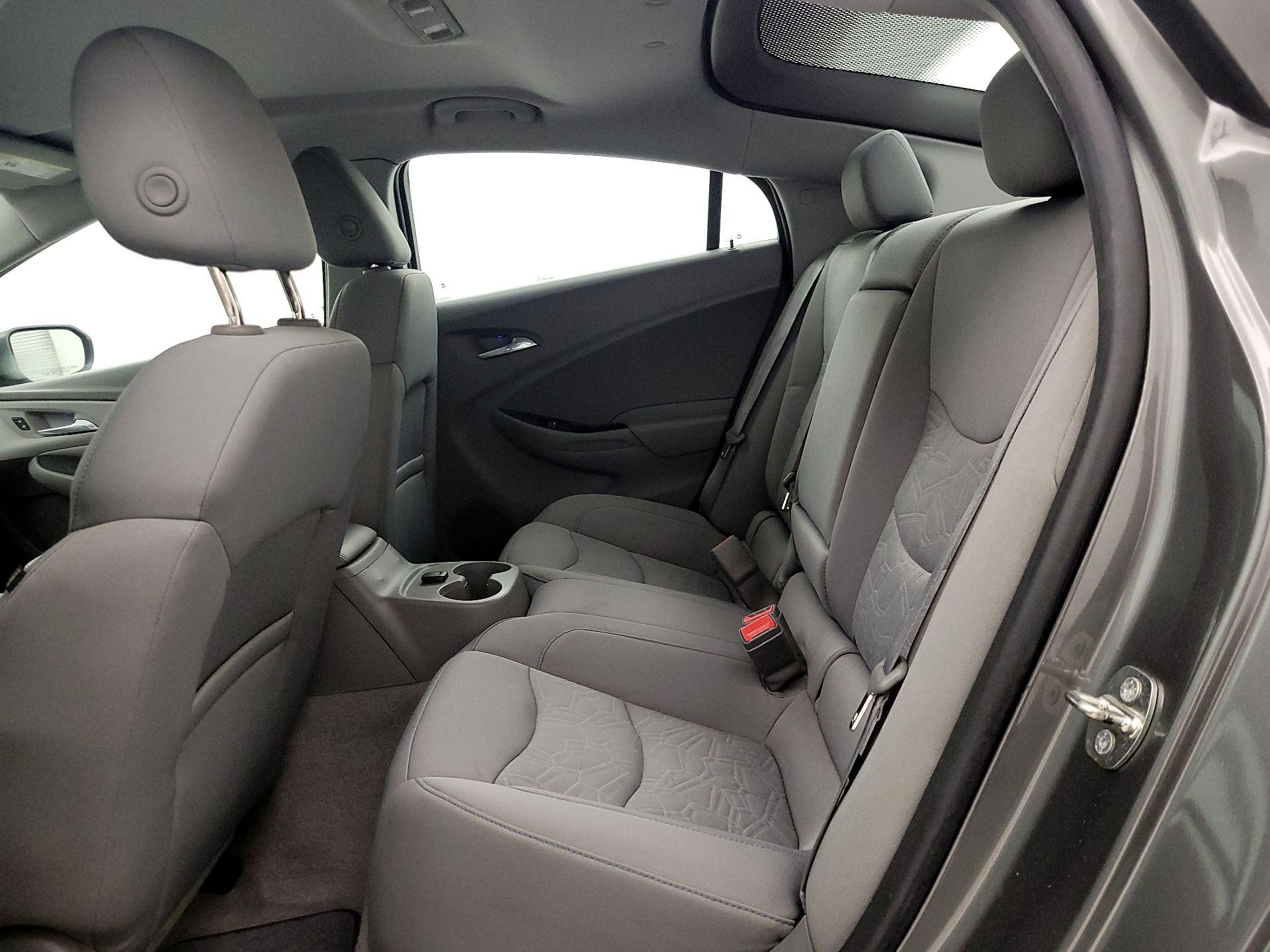 Thumbnail: 2016 Chevrolet Volt - 19