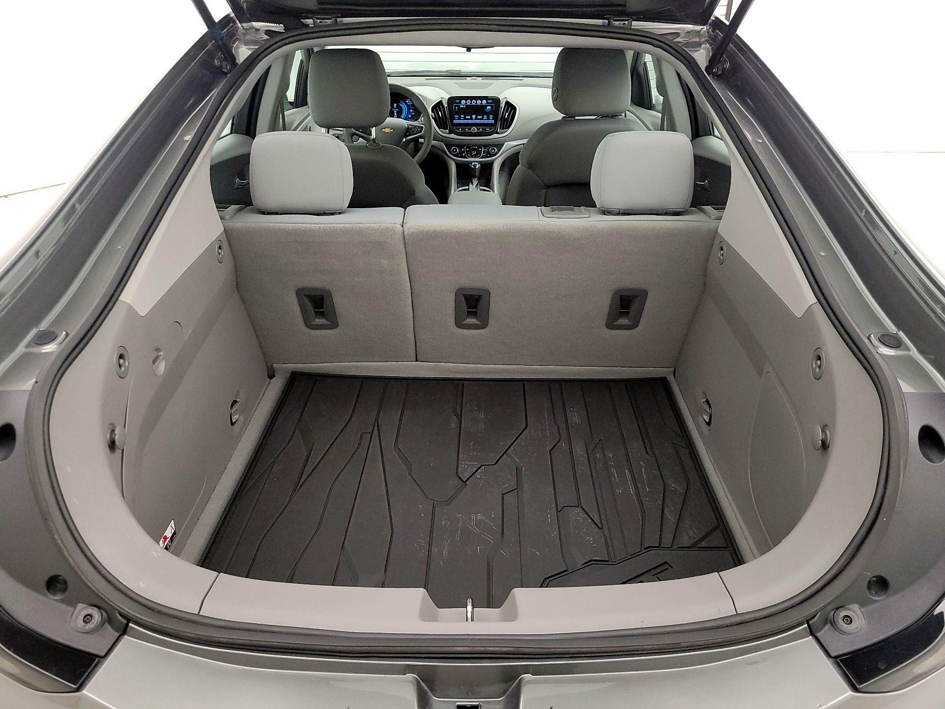 Thumbnail: 2016 Chevrolet Volt - 20