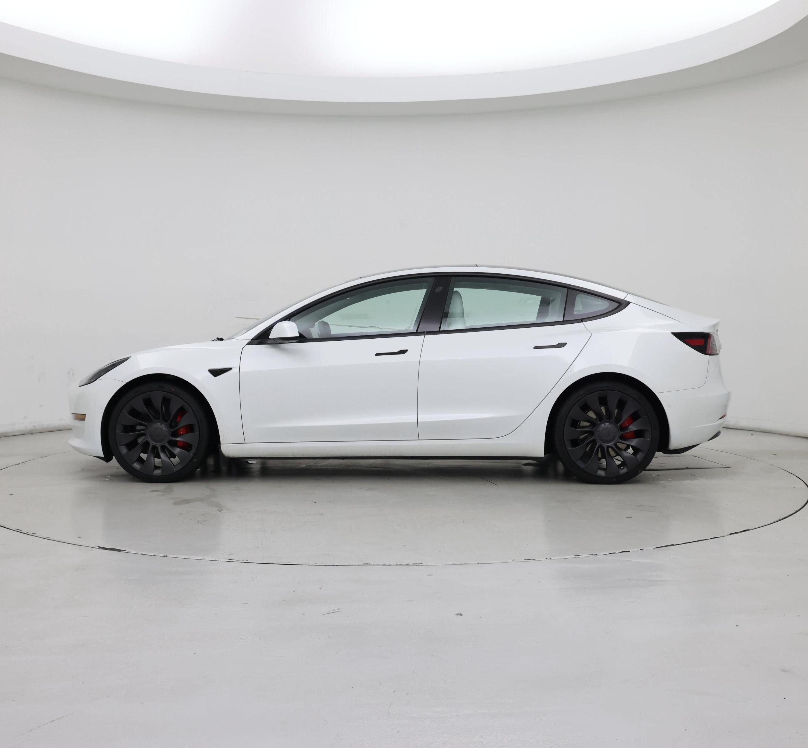Thumbnail: 2022 Tesla Model 3 - 3