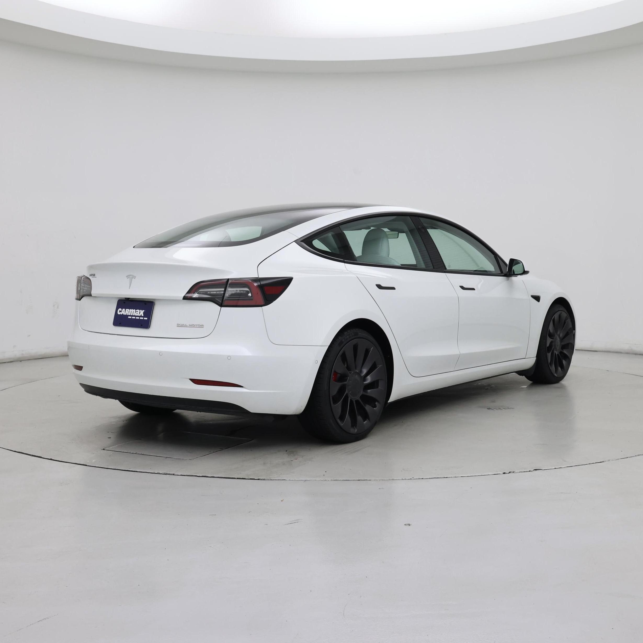 Thumbnail: 2022 Tesla Model 3 - 8