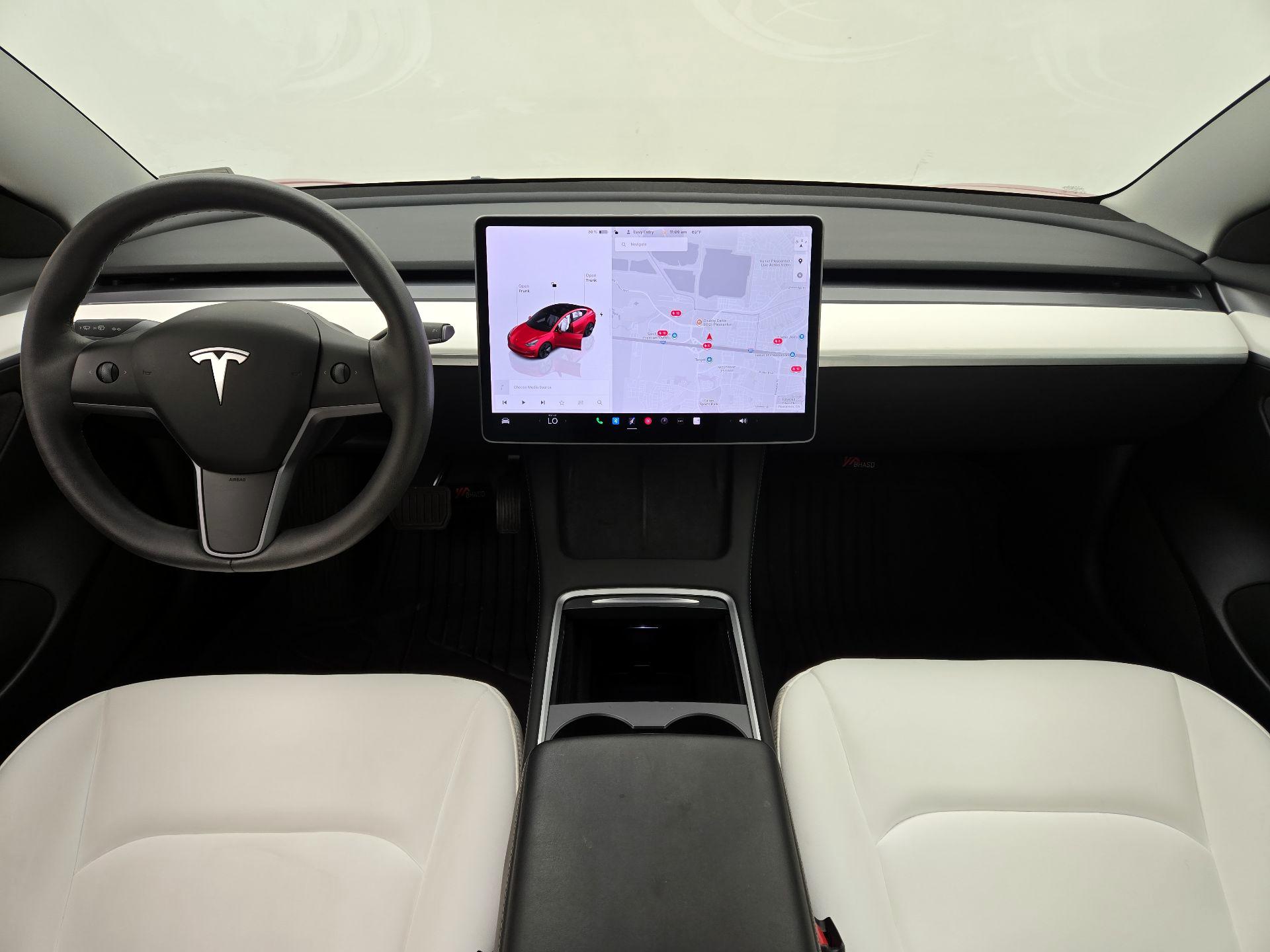 Thumbnail: 2023 Tesla Model 3 - 9