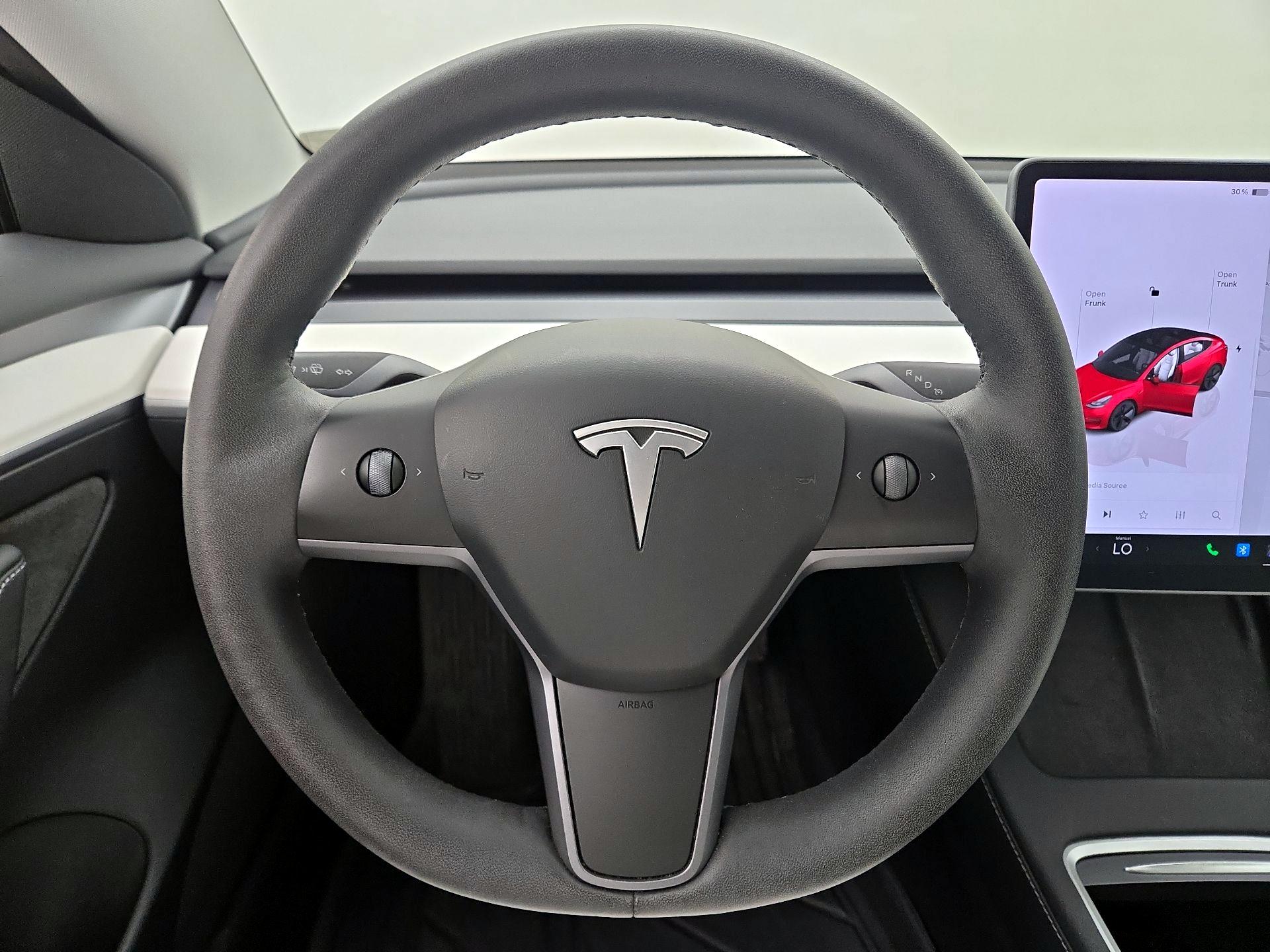 Thumbnail: 2023 Tesla Model 3 - 10