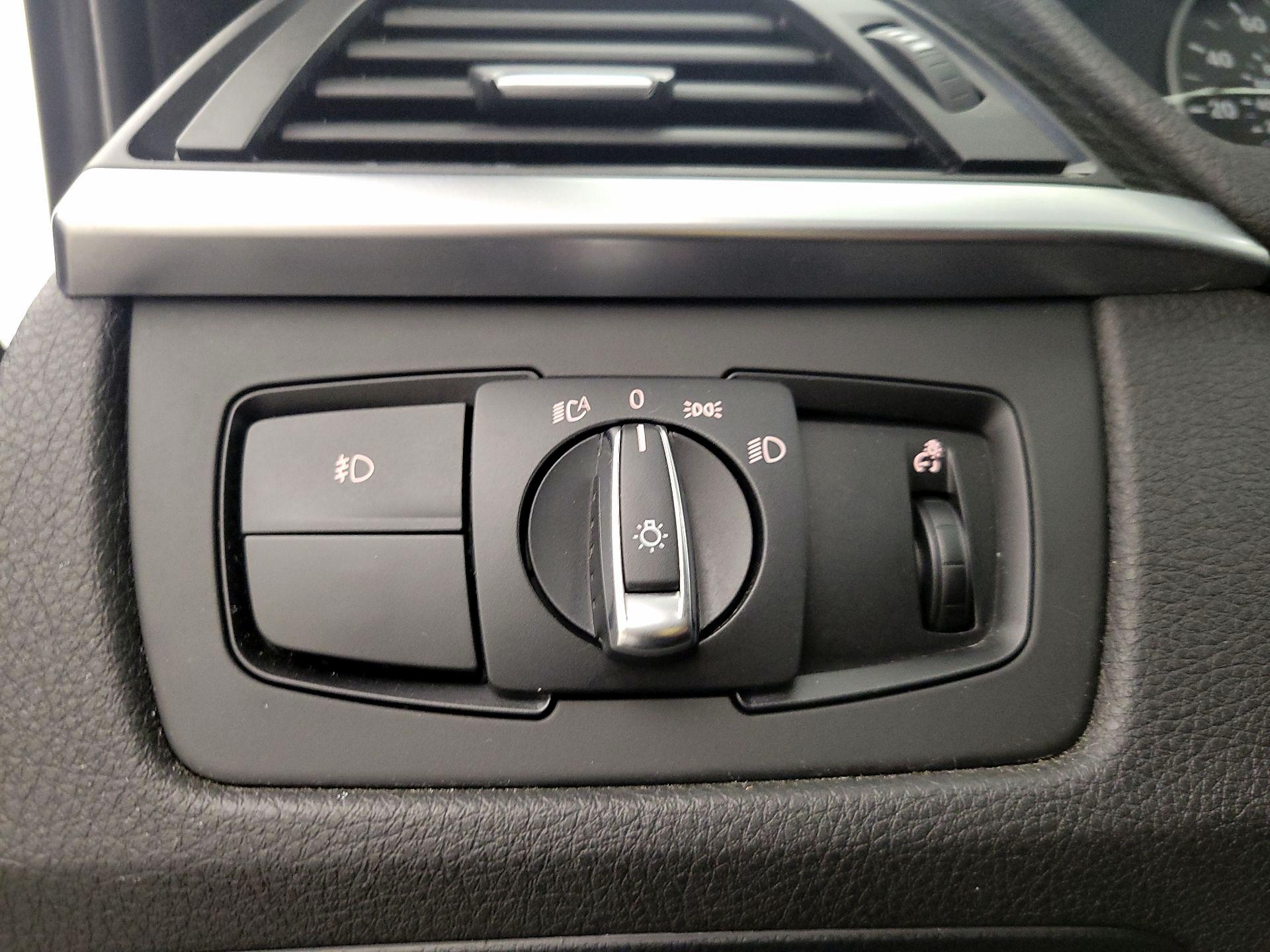 Thumbnail: 2015 BMW 4 Series - 13