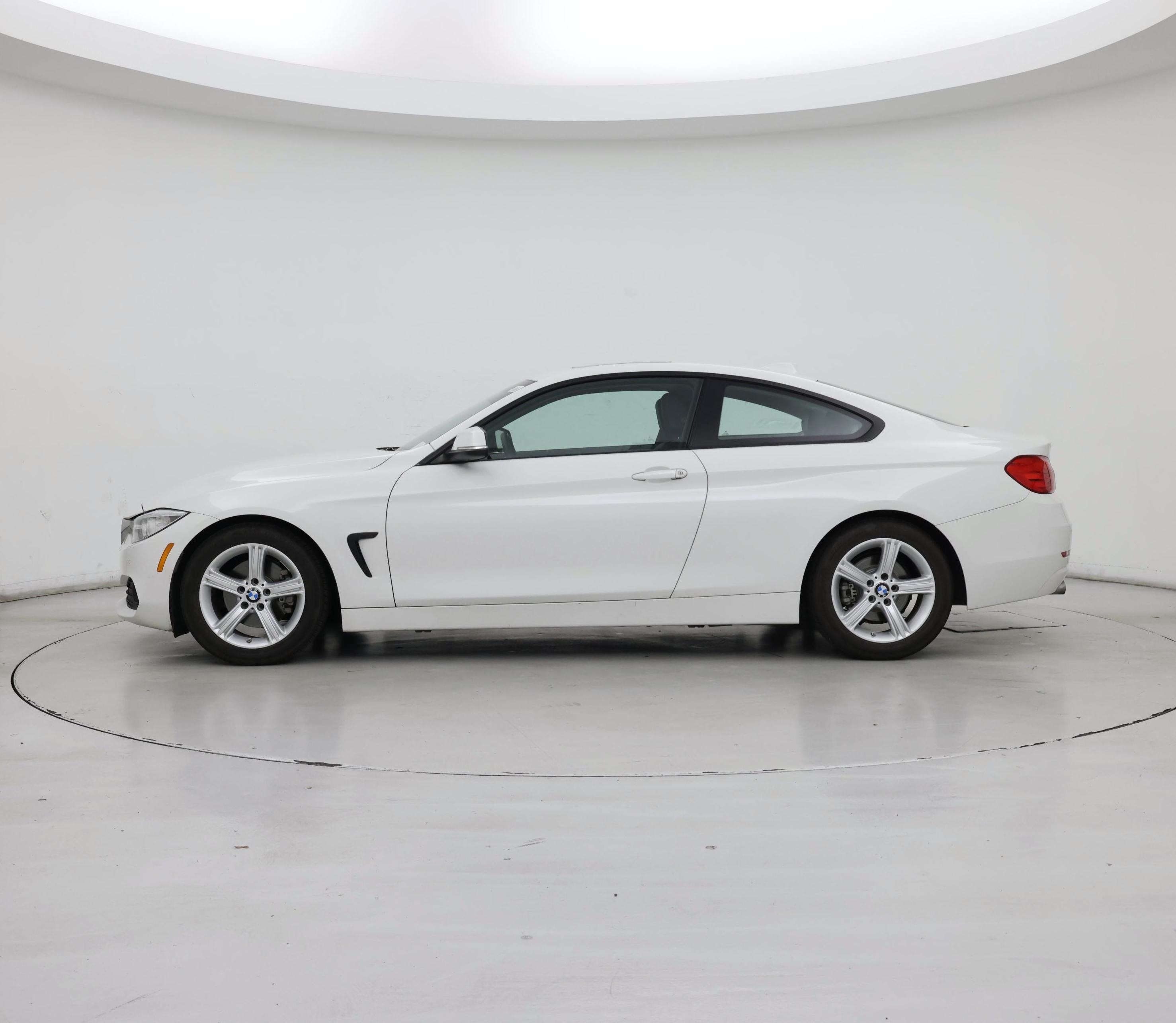 Thumbnail: 2015 BMW 4 Series - 3