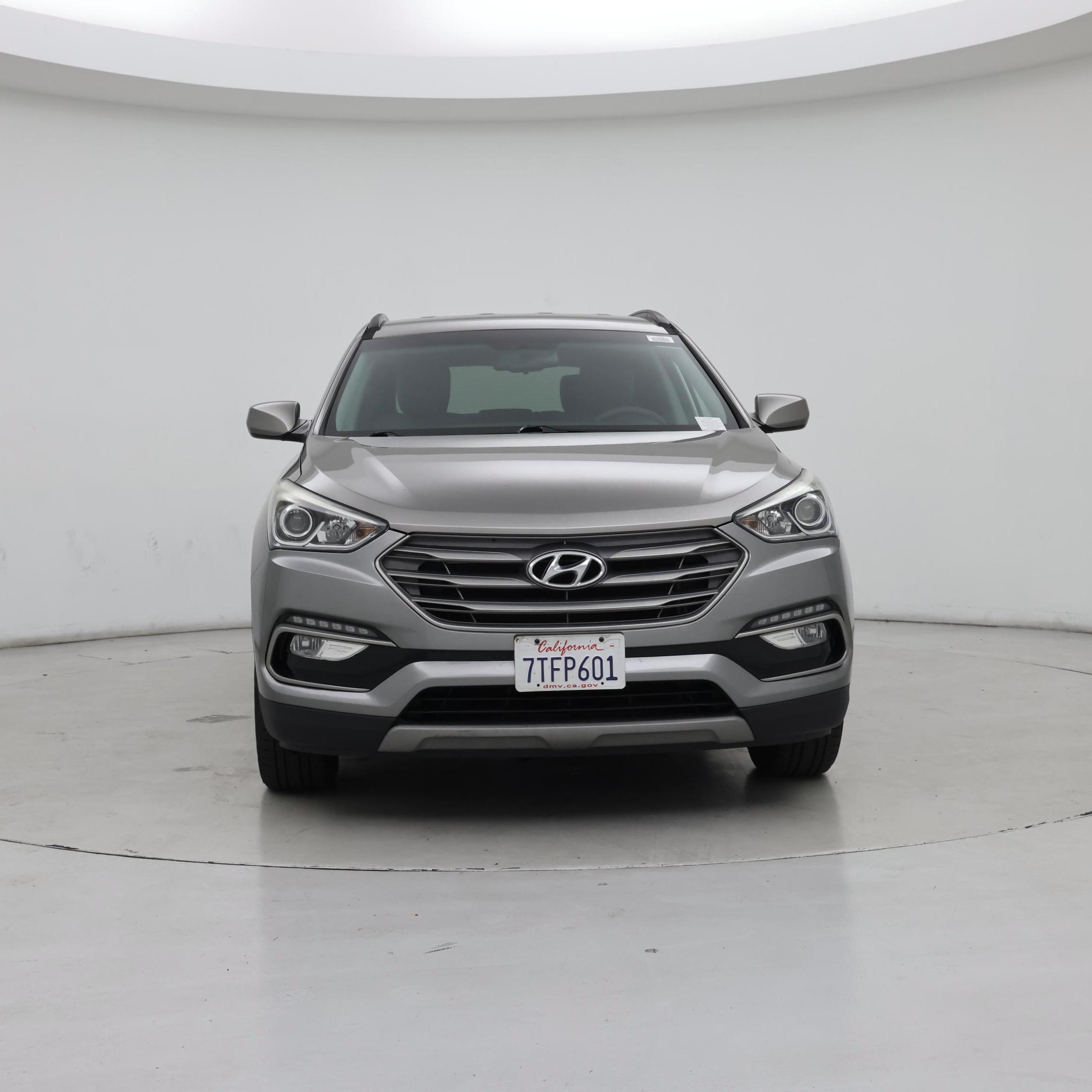 Thumbnail: 2017 Hyundai Santa Fe - 5