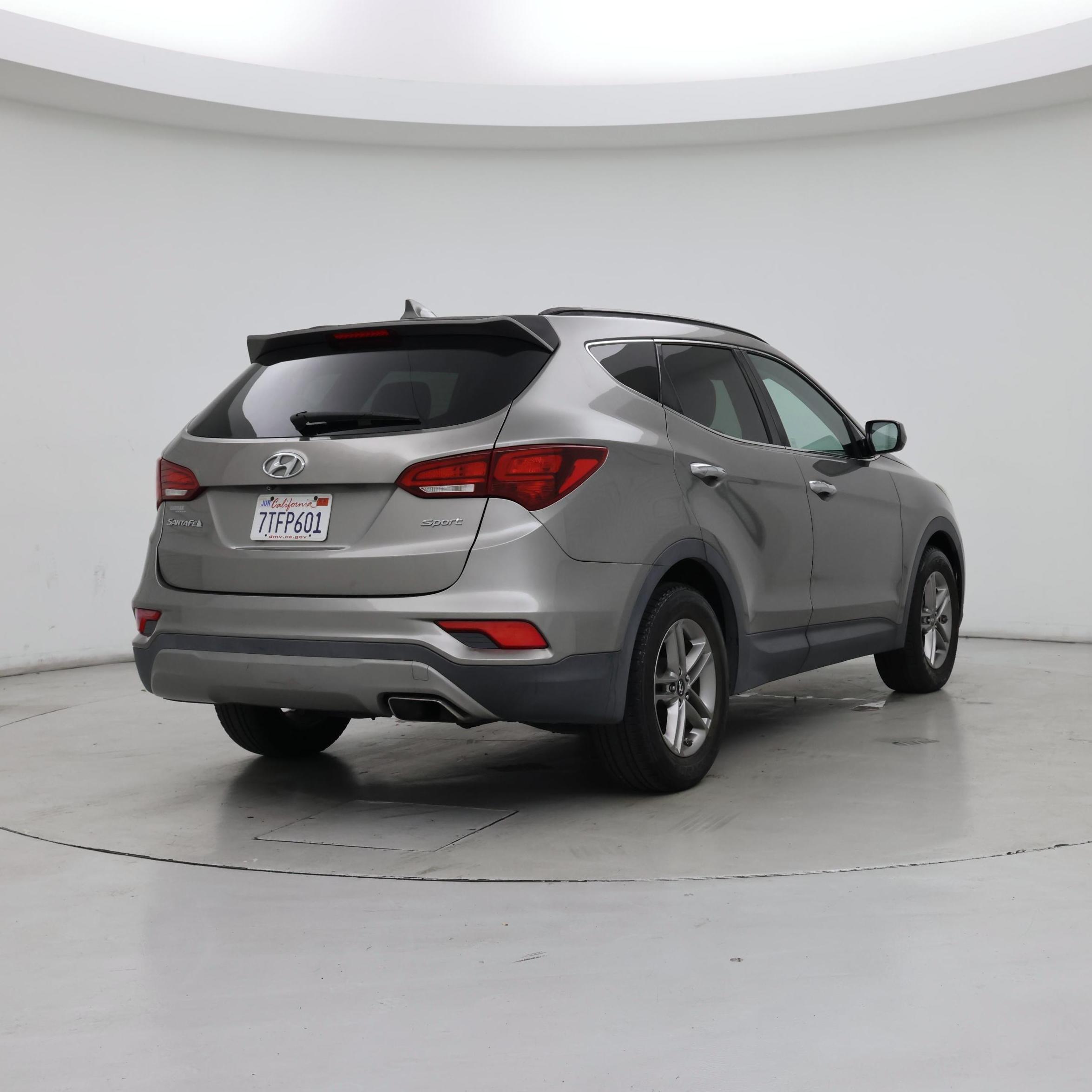 Thumbnail: 2017 Hyundai Santa Fe - 8