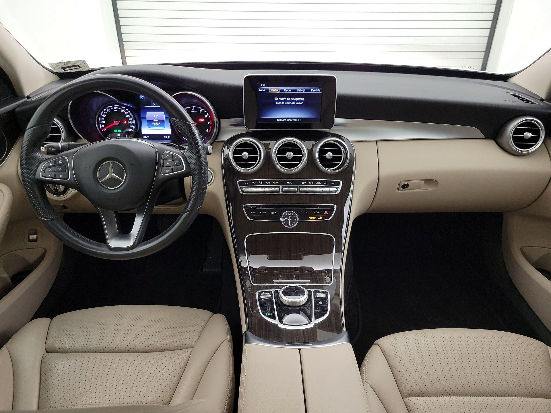 Thumbnail: 2017 Mercedes-Benz C-Class - 9