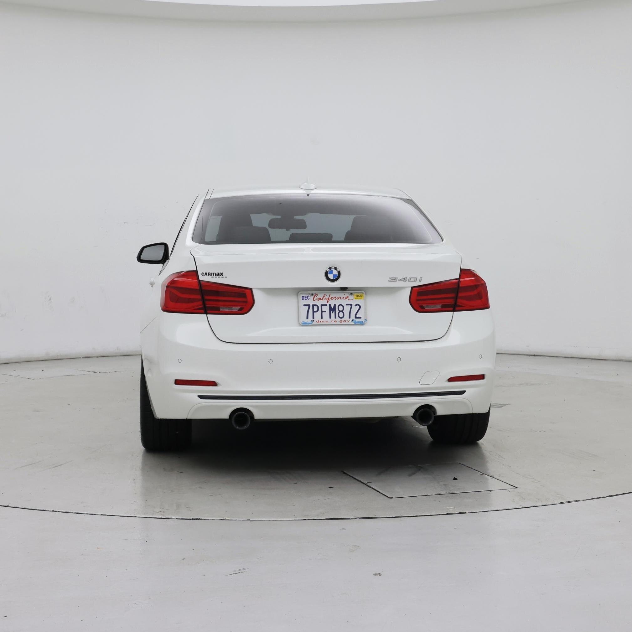 Thumbnail: 2016 BMW 3 Series - 6