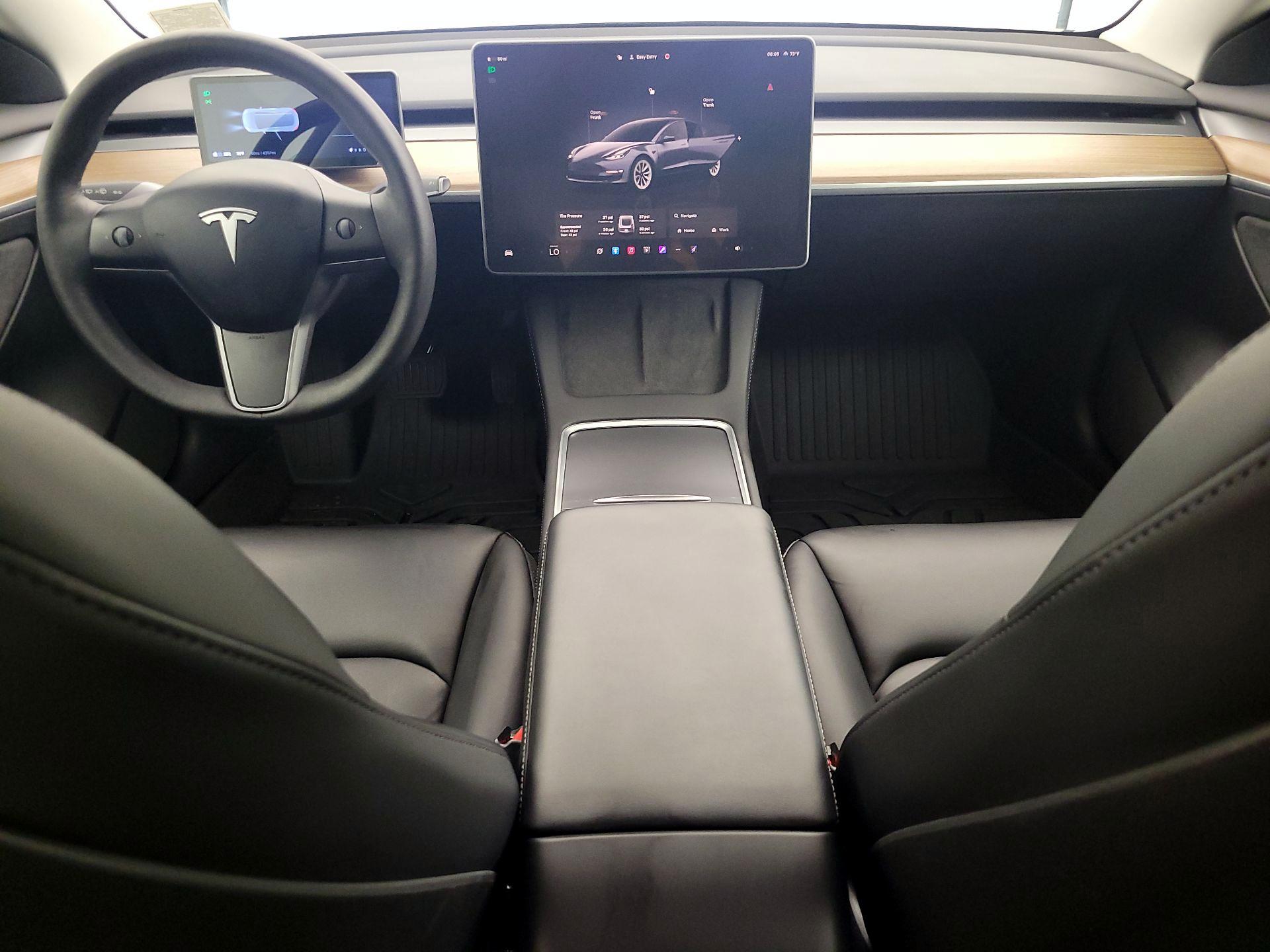 Thumbnail: 2022 Tesla Model 3 - 9