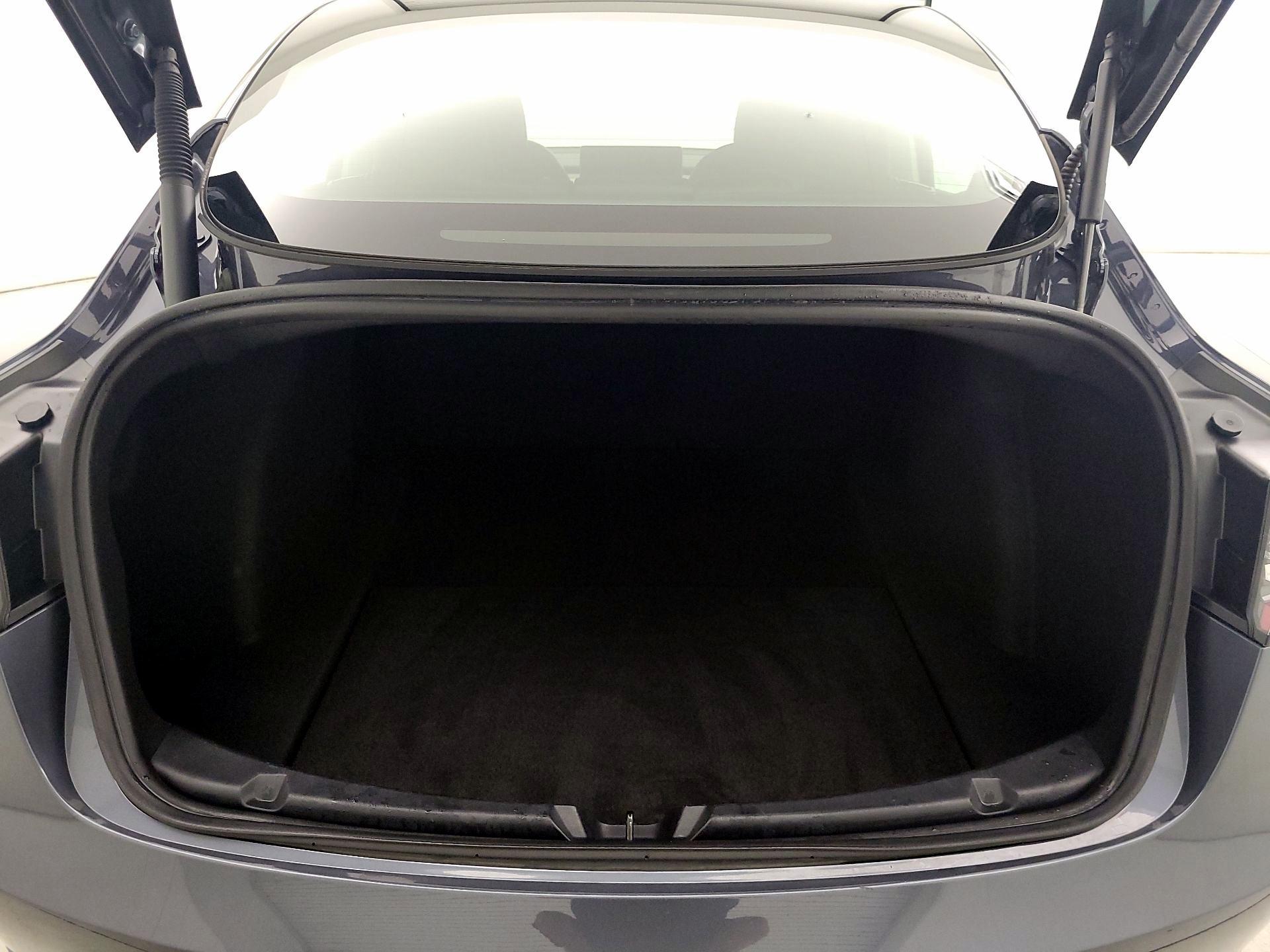 Thumbnail: 2022 Tesla Model 3 - 19