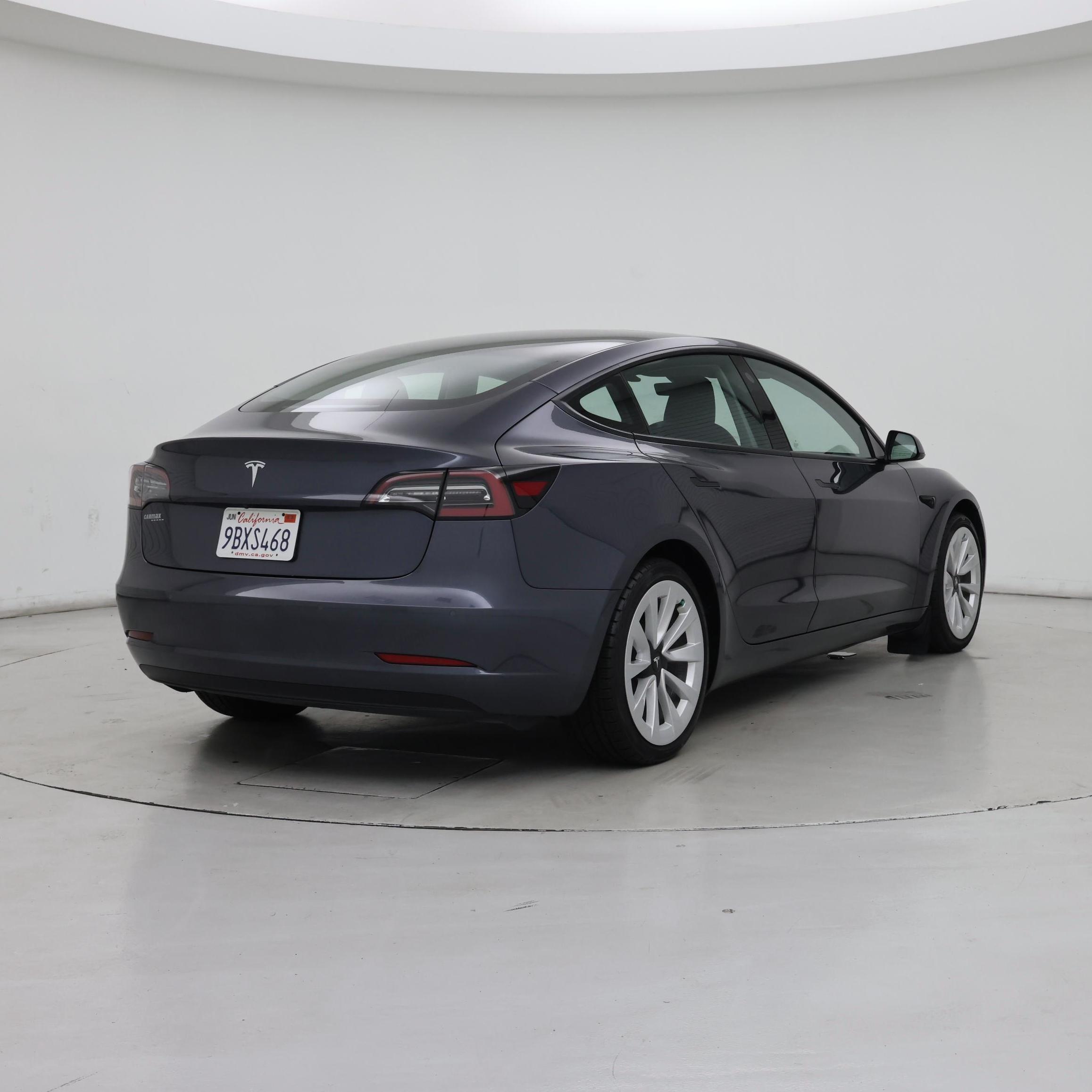 Thumbnail: 2022 Tesla Model 3 - 8