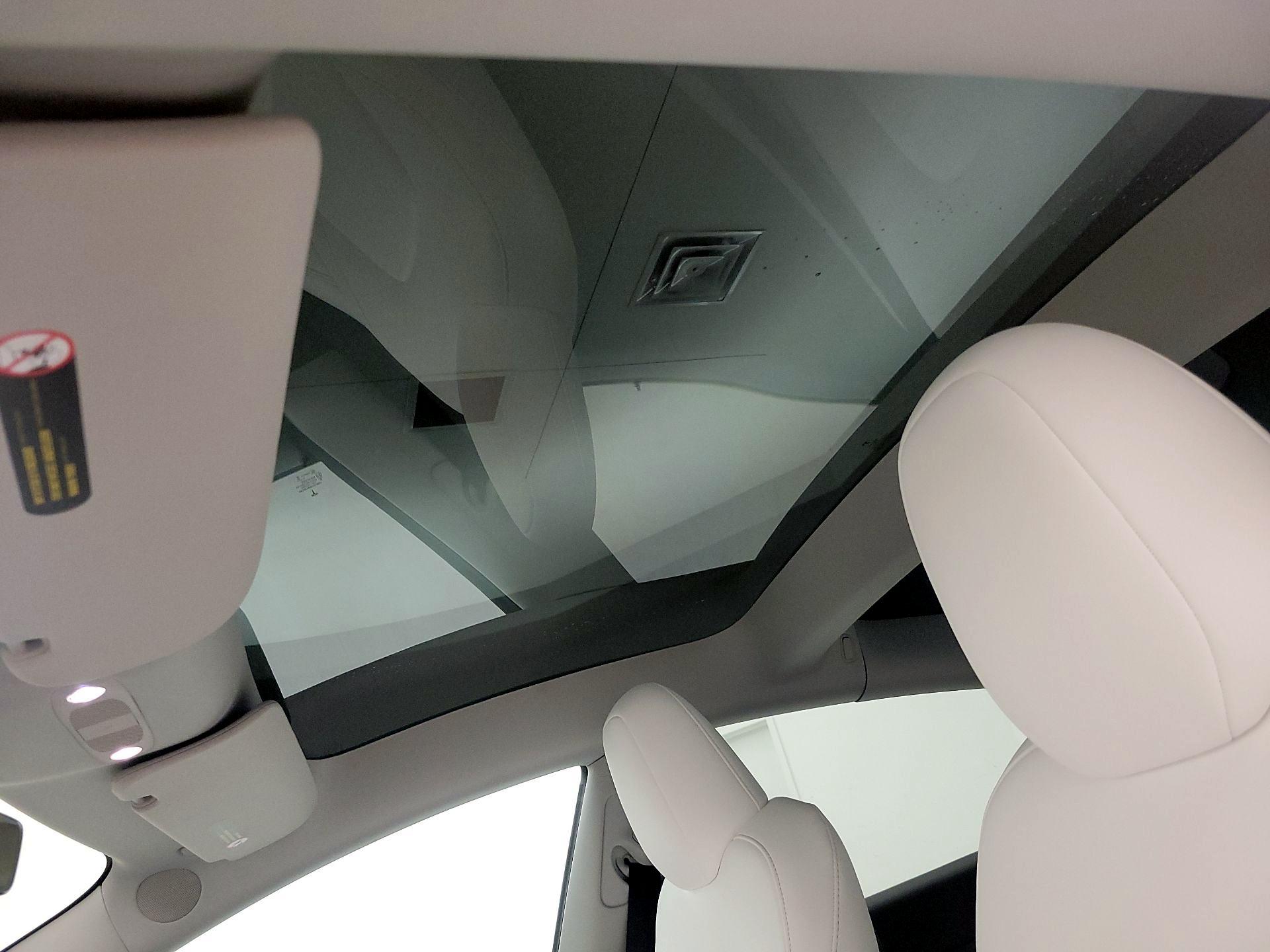 Thumbnail: 2023 Tesla Model 3 - 18