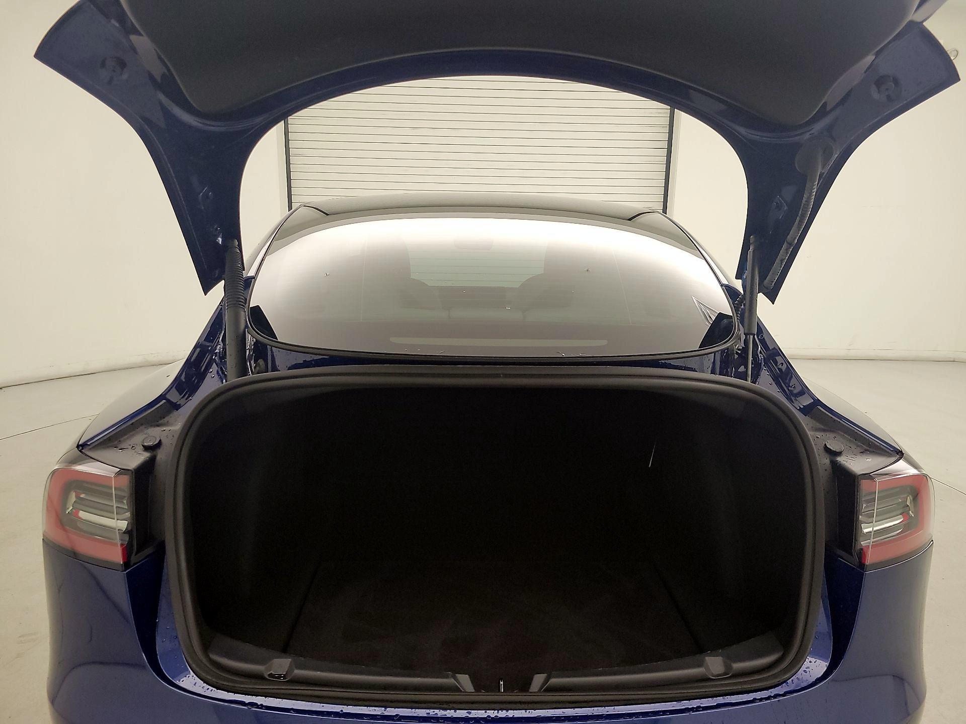 Thumbnail: 2023 Tesla Model 3 - 20