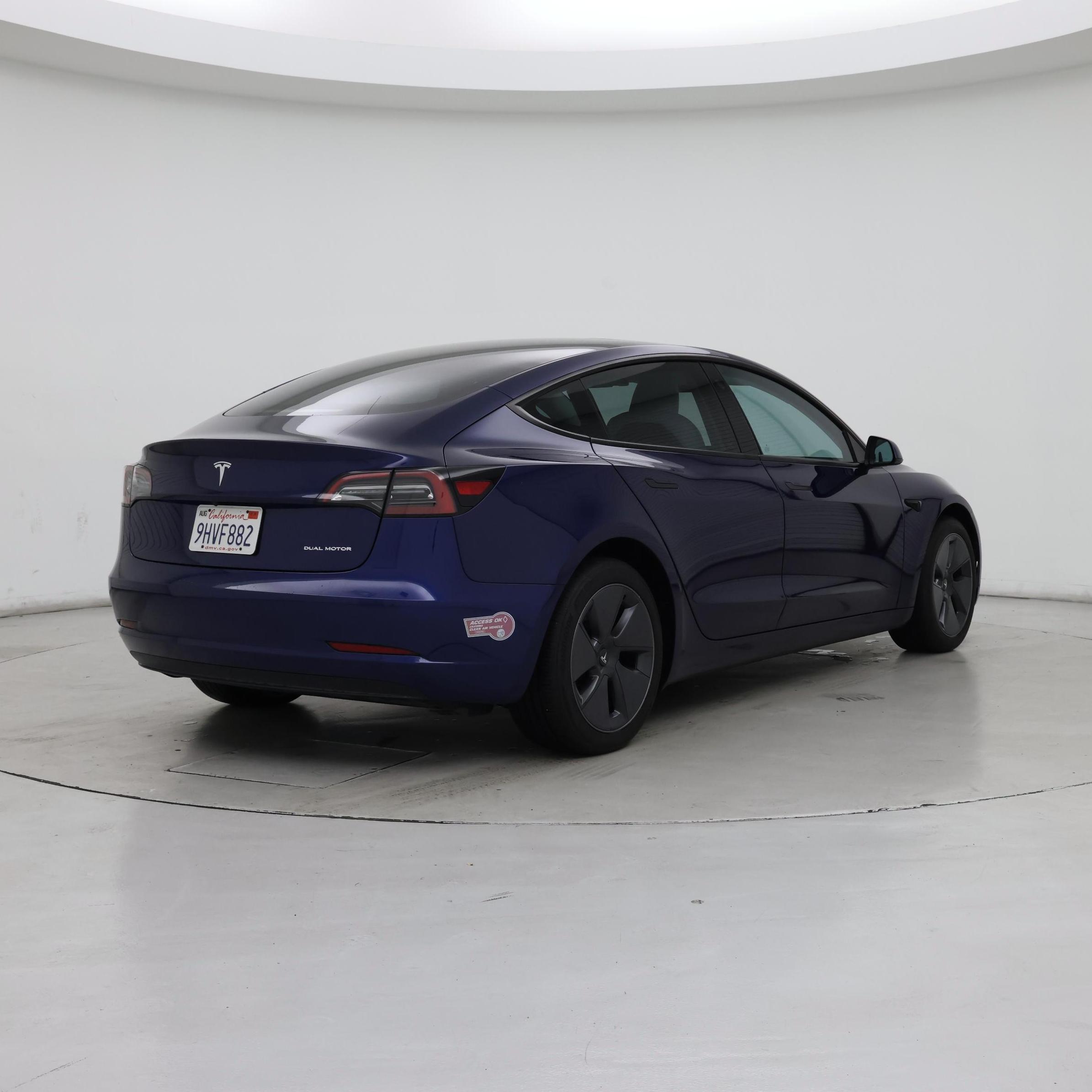 Thumbnail: 2023 Tesla Model 3 - 8