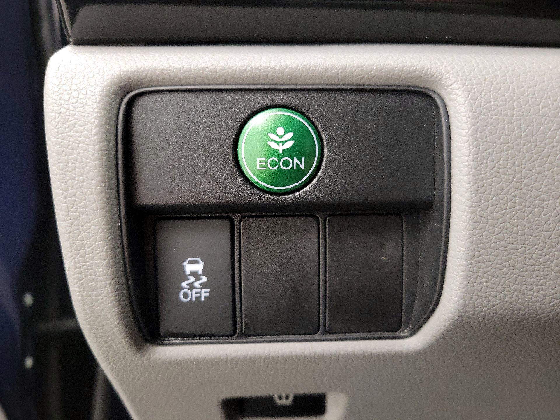 Thumbnail: 2016 Honda Accord - 13