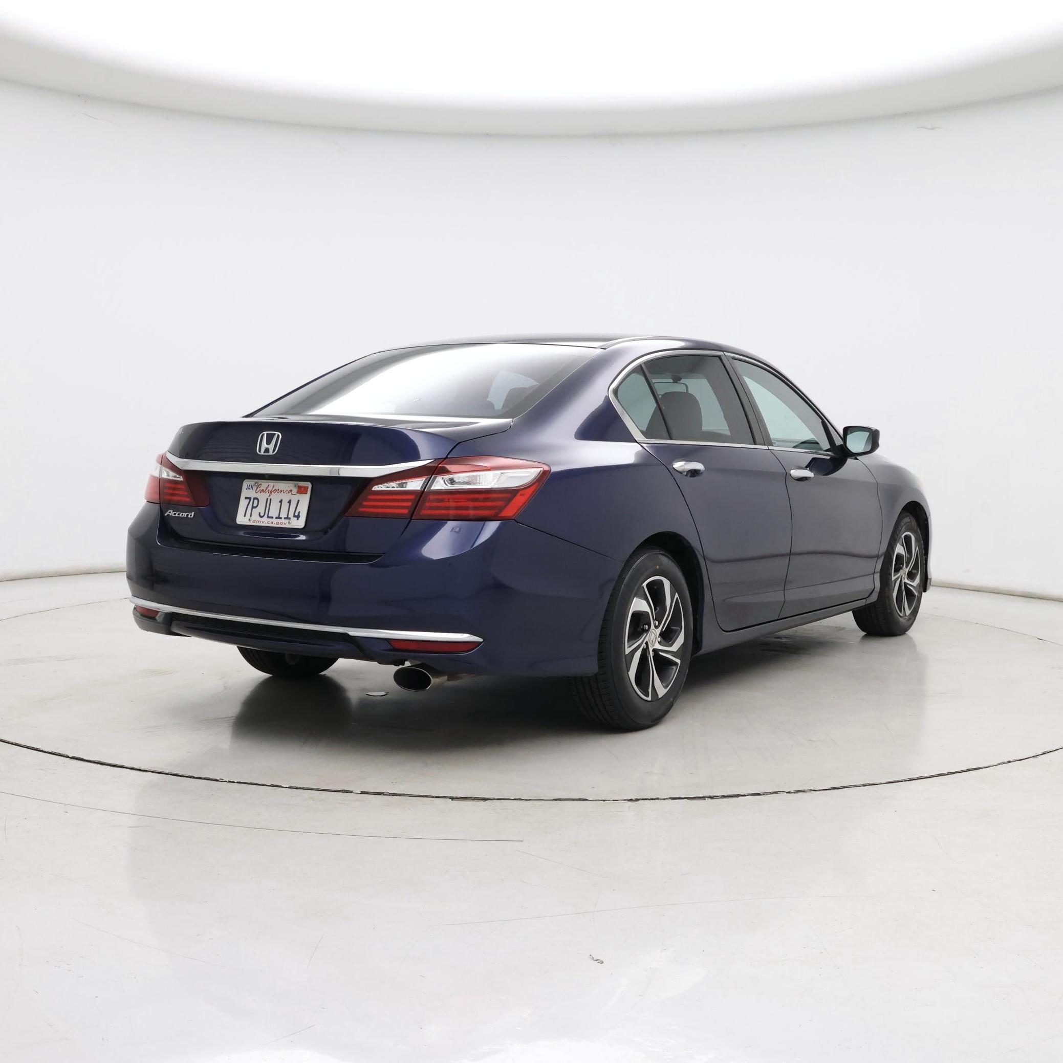 Thumbnail: 2016 Honda Accord - 8