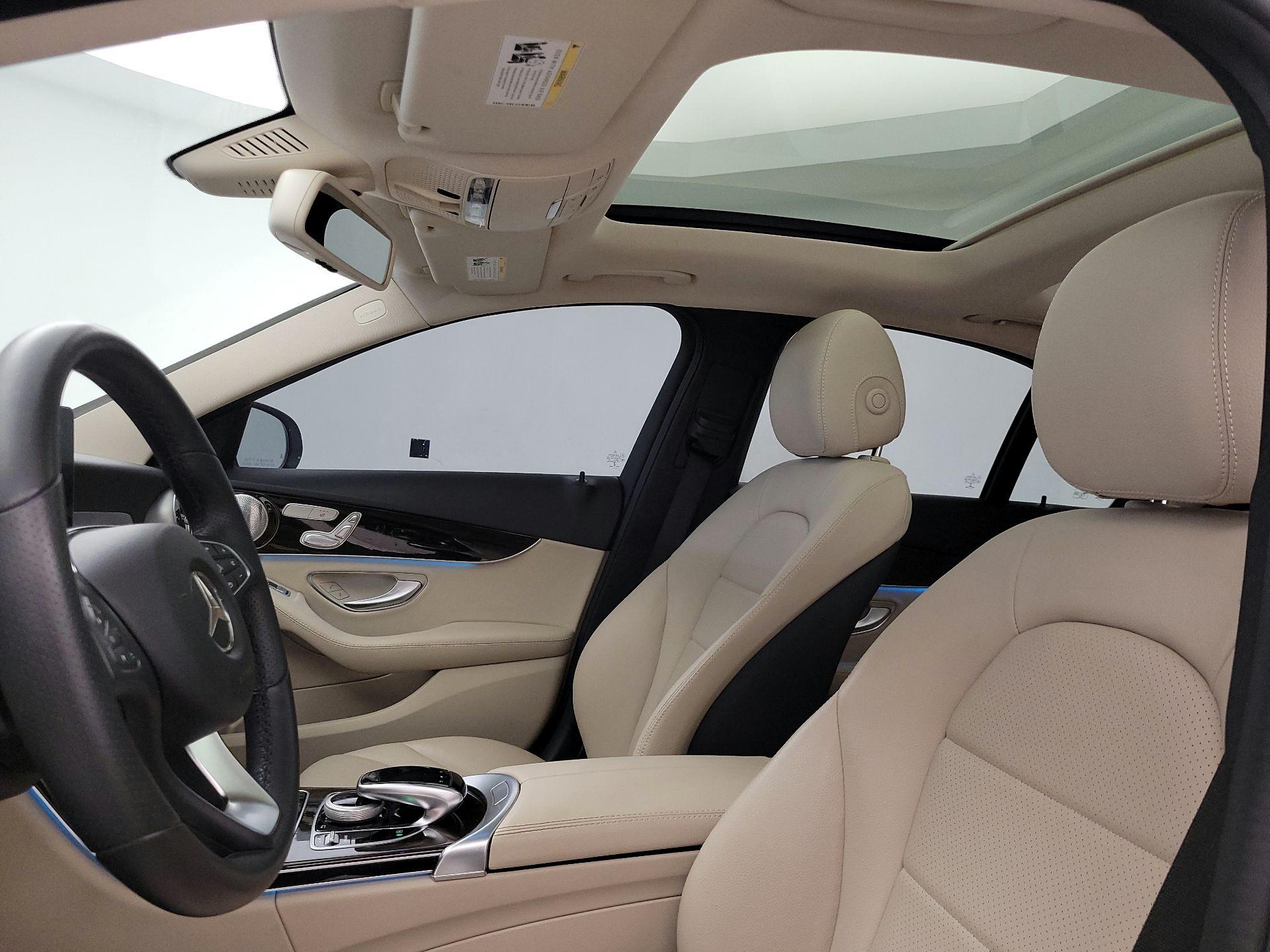 Thumbnail: 2017 Mercedes-Benz C-Class - 20