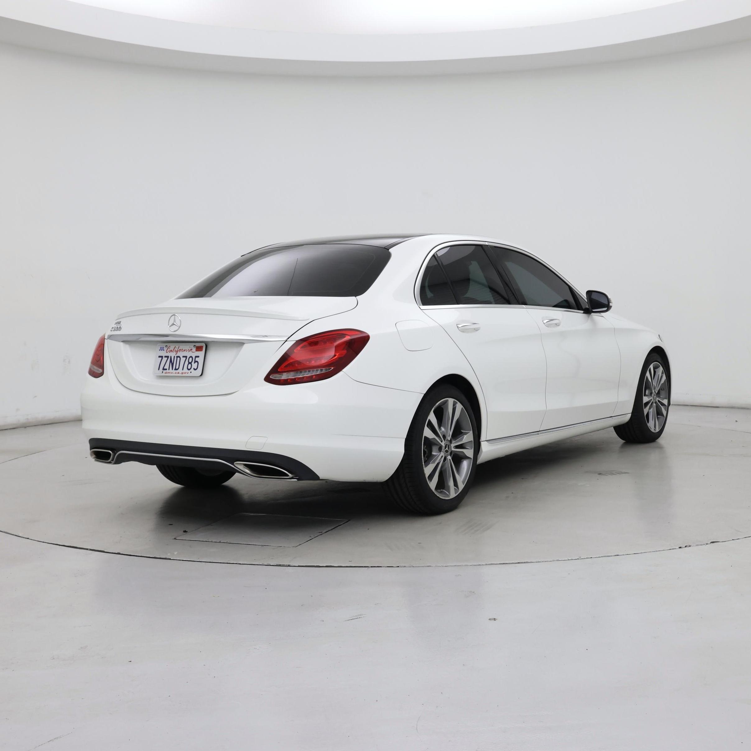 Thumbnail: 2017 Mercedes-Benz C-Class - 8