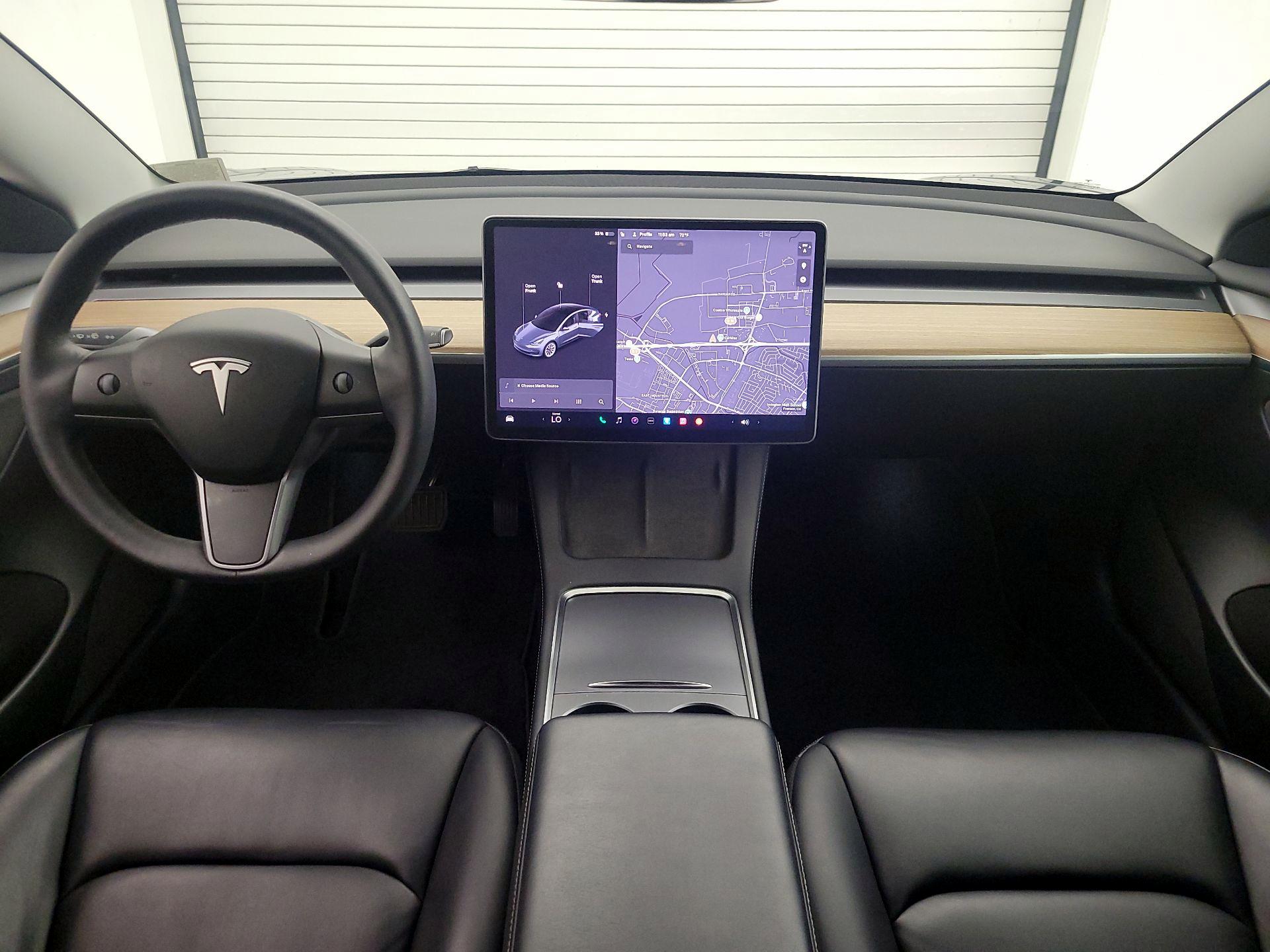 Thumbnail: 2022 Tesla Model 3 - 9