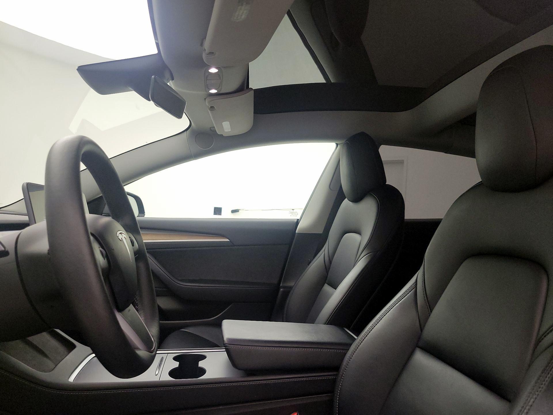 Thumbnail: 2022 Tesla Model 3 - 18