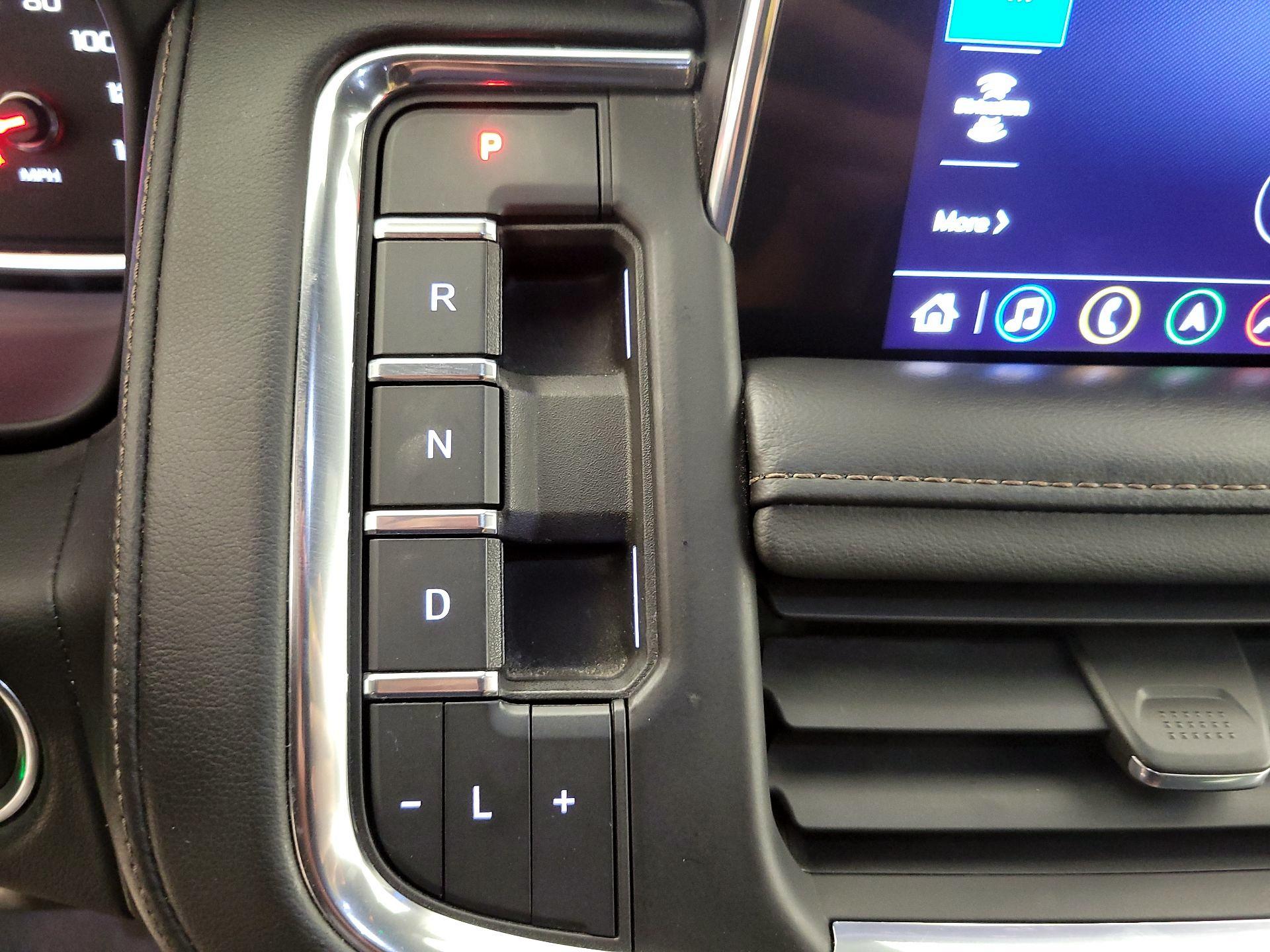 Thumbnail: 2021 Chevrolet Suburban - 17